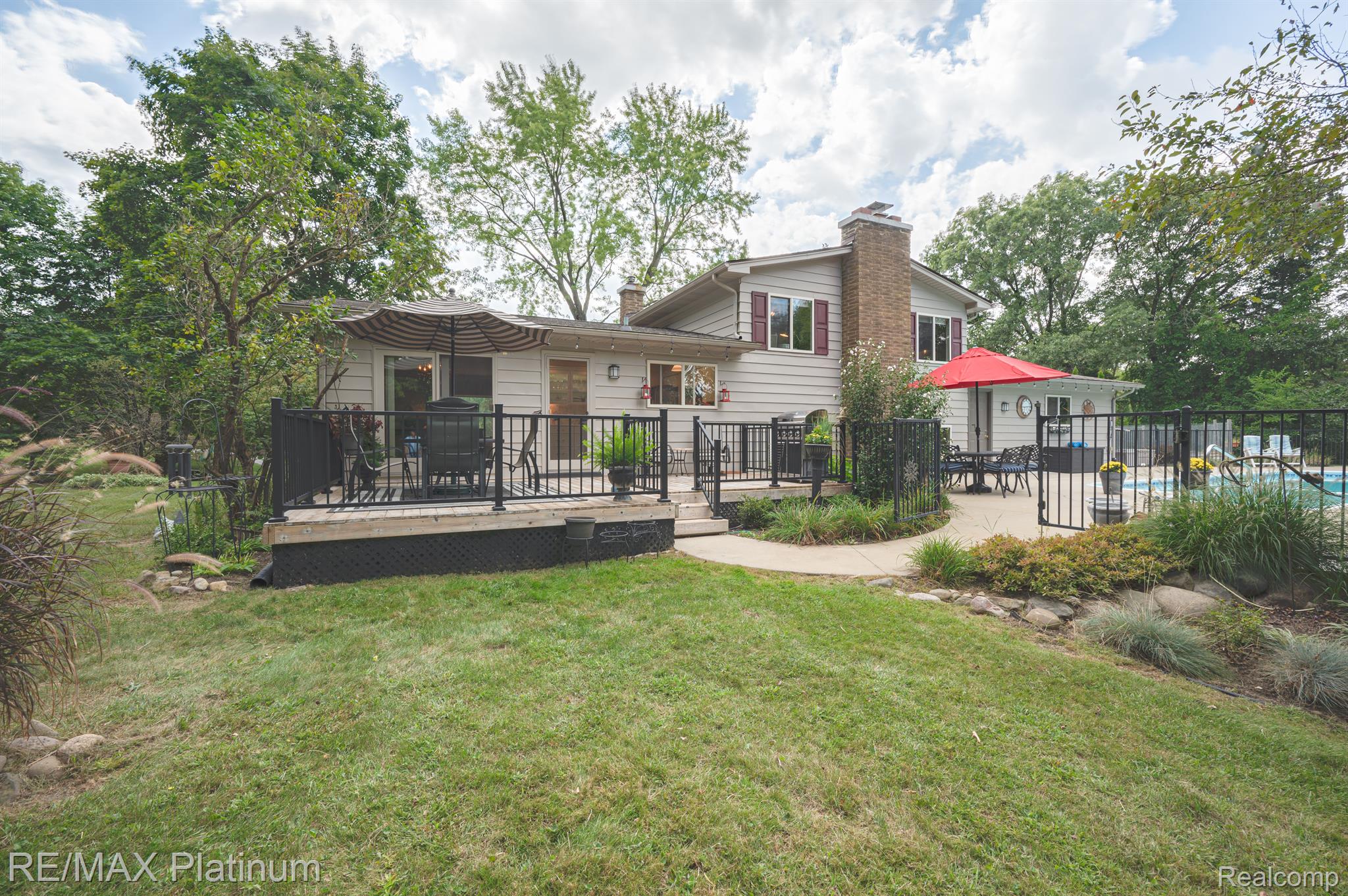 12163 JEFFERS Lane