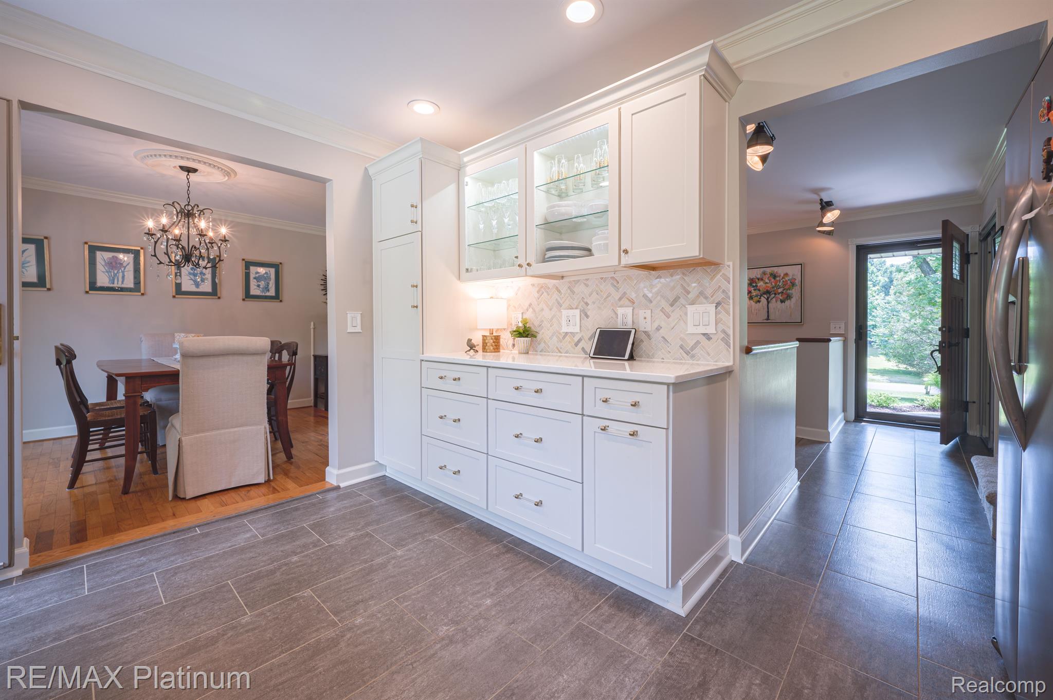 12163 JEFFERS Lane