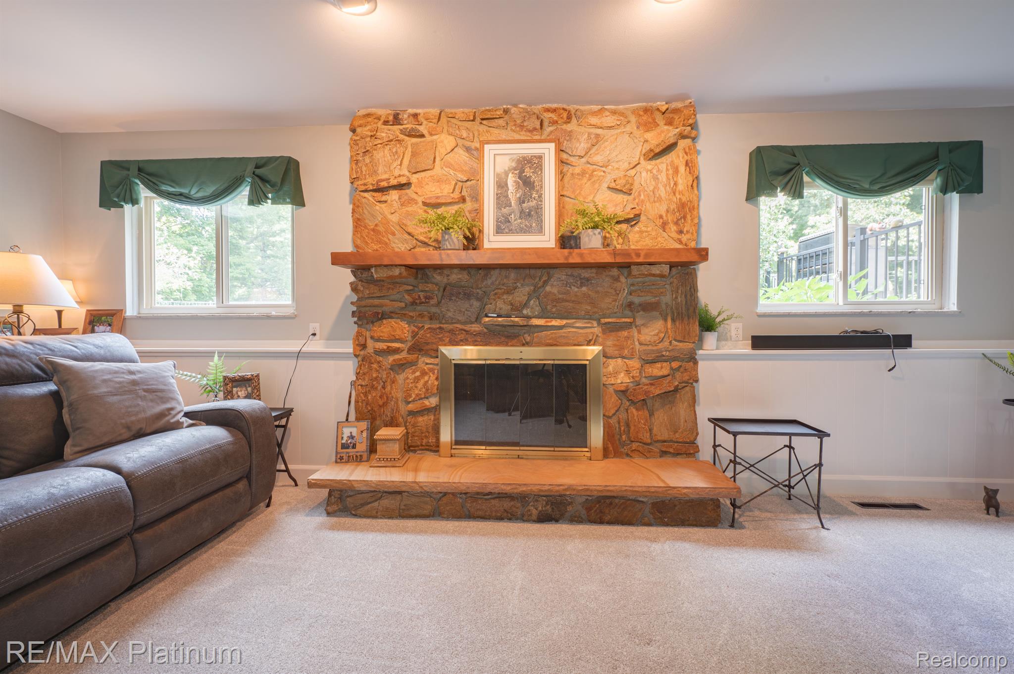 12163 JEFFERS Lane