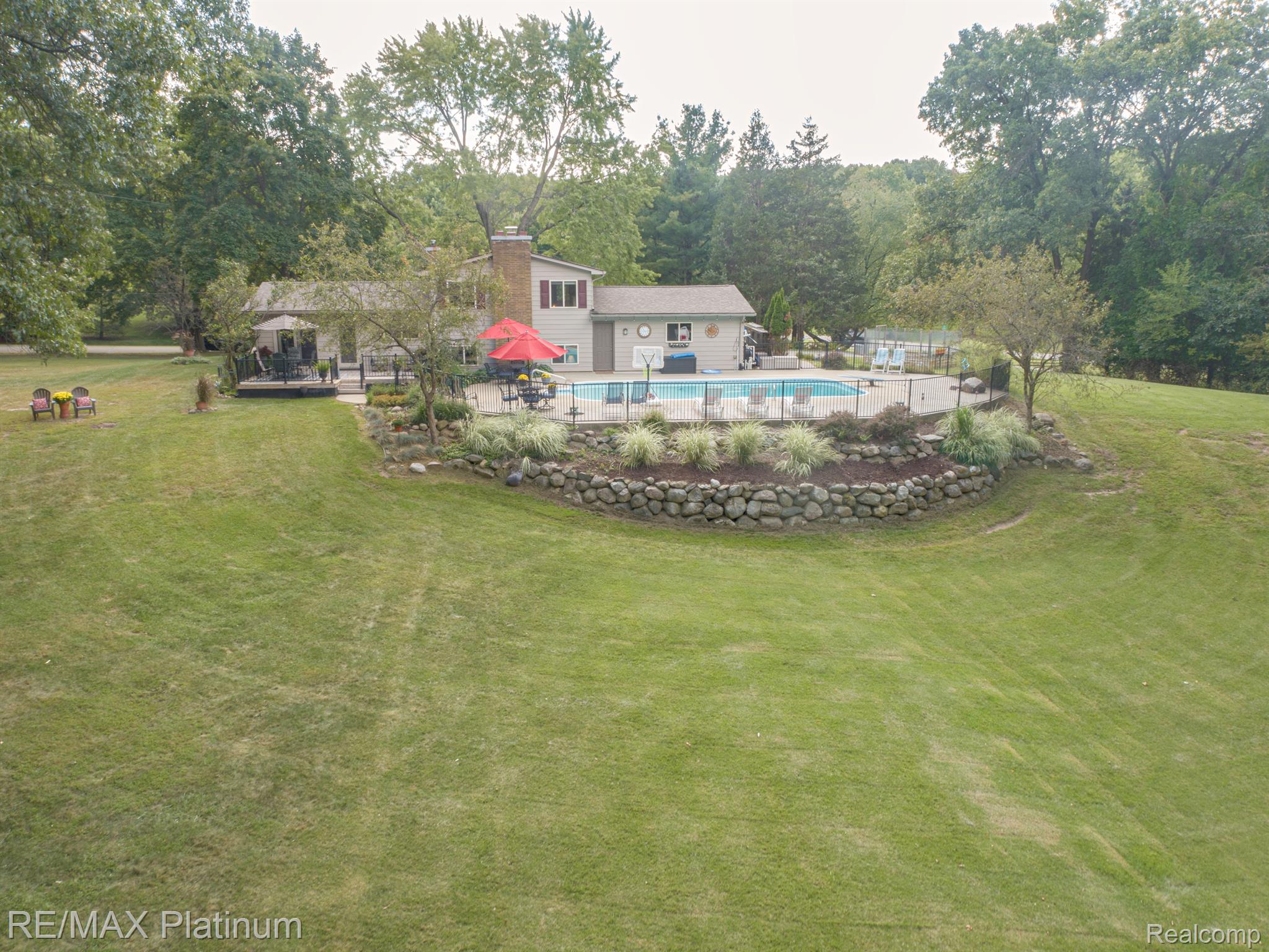 12163 JEFFERS Lane