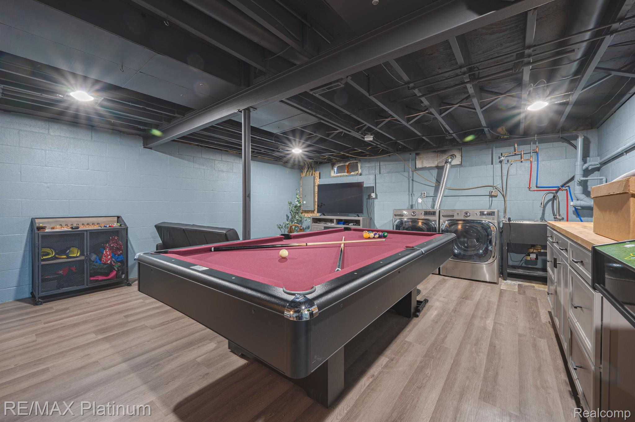 11351 MANCHESTER Drive