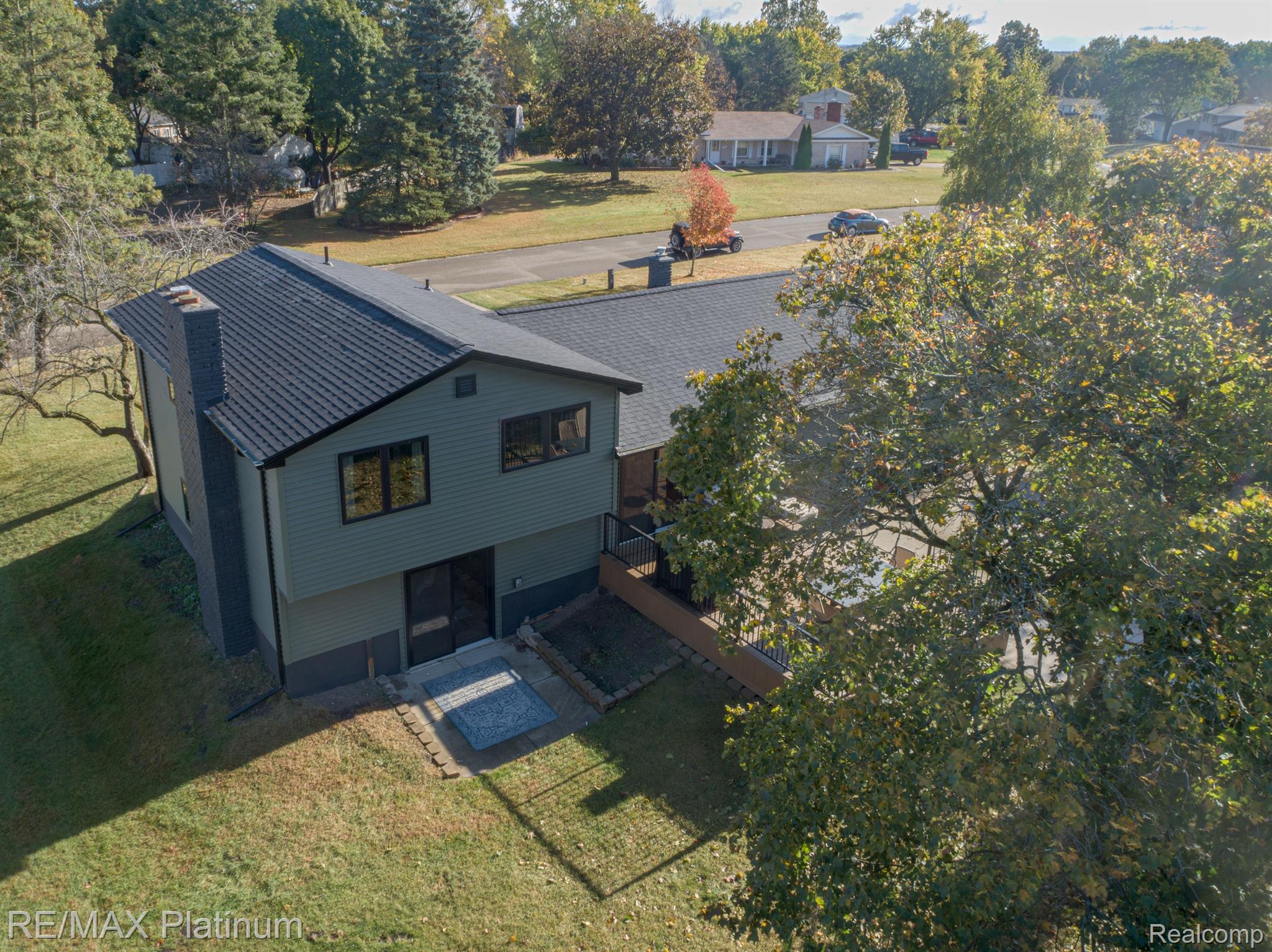 11351 MANCHESTER Drive