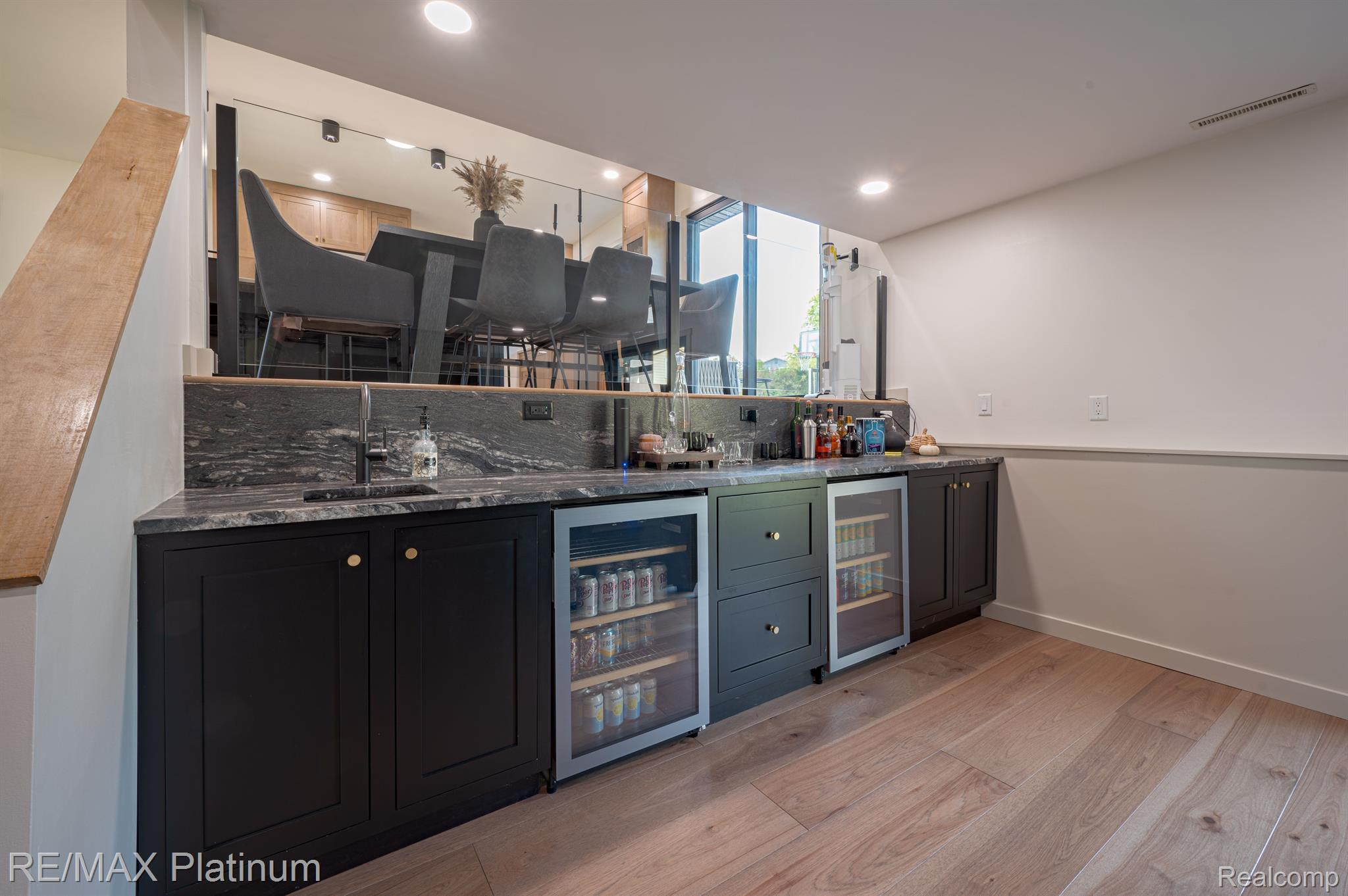 11351 MANCHESTER Drive