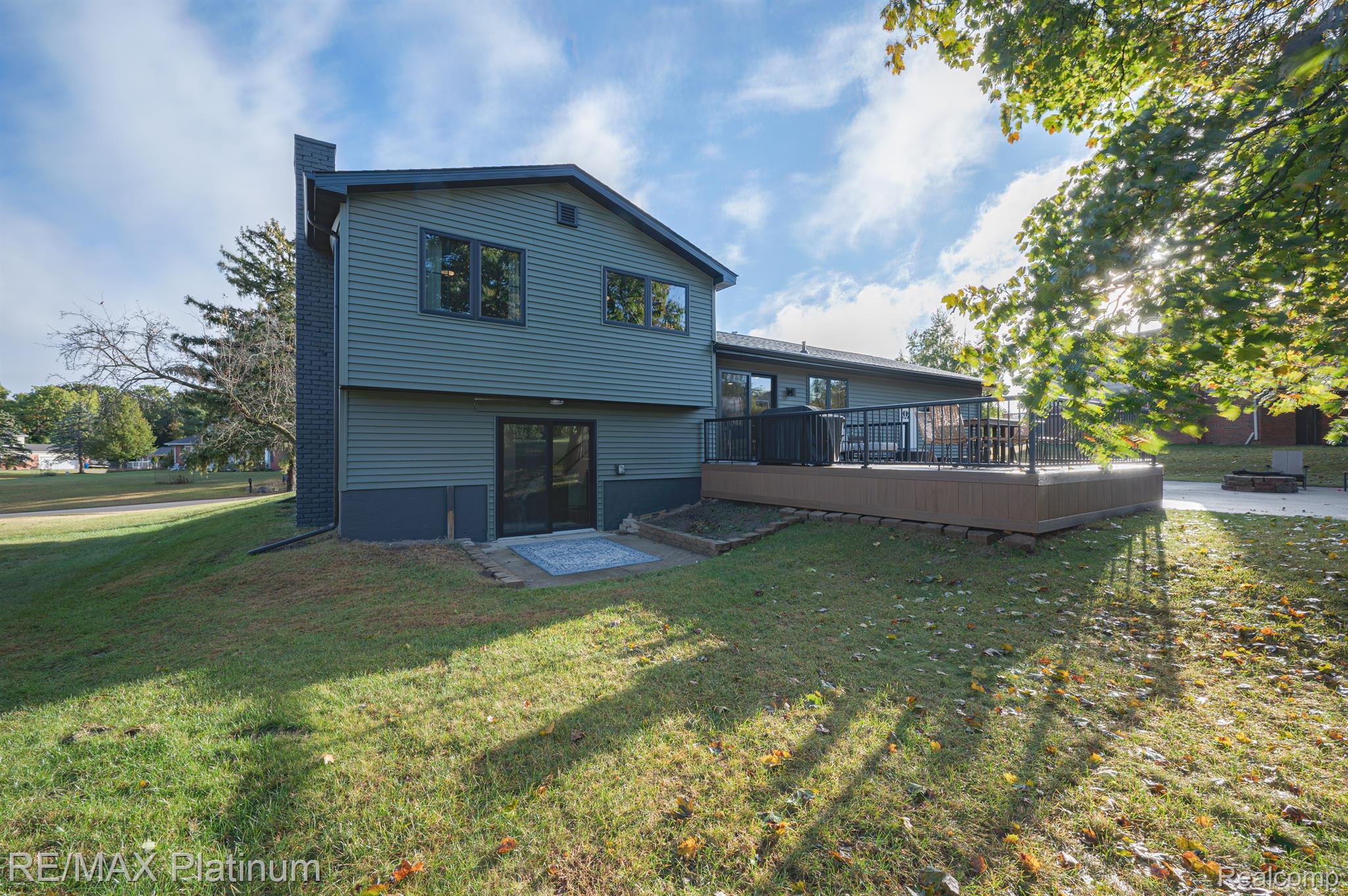 11351 MANCHESTER Drive