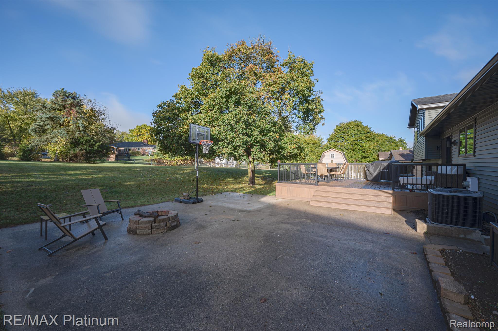 11351 MANCHESTER Drive