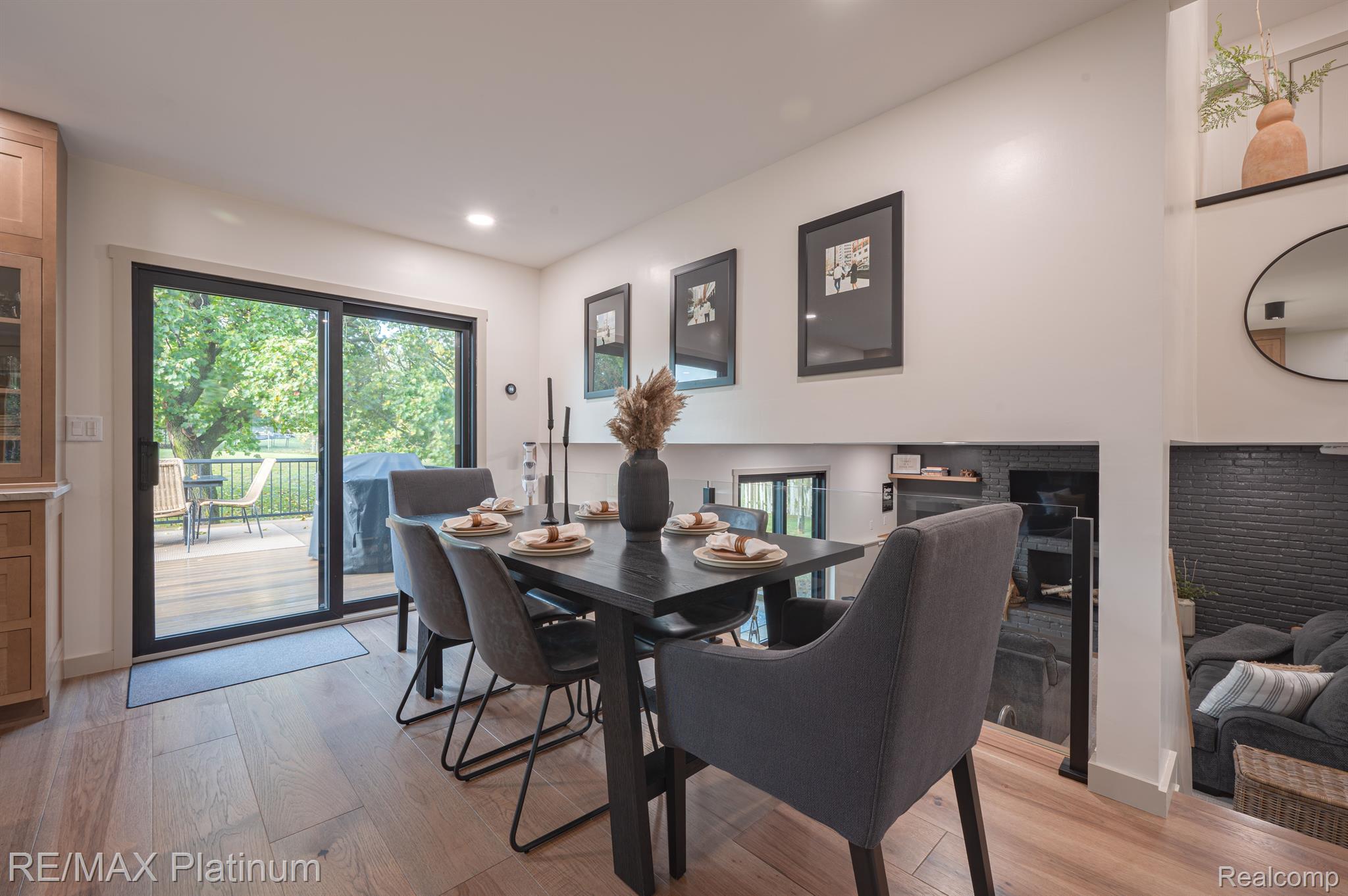 11351 MANCHESTER Drive