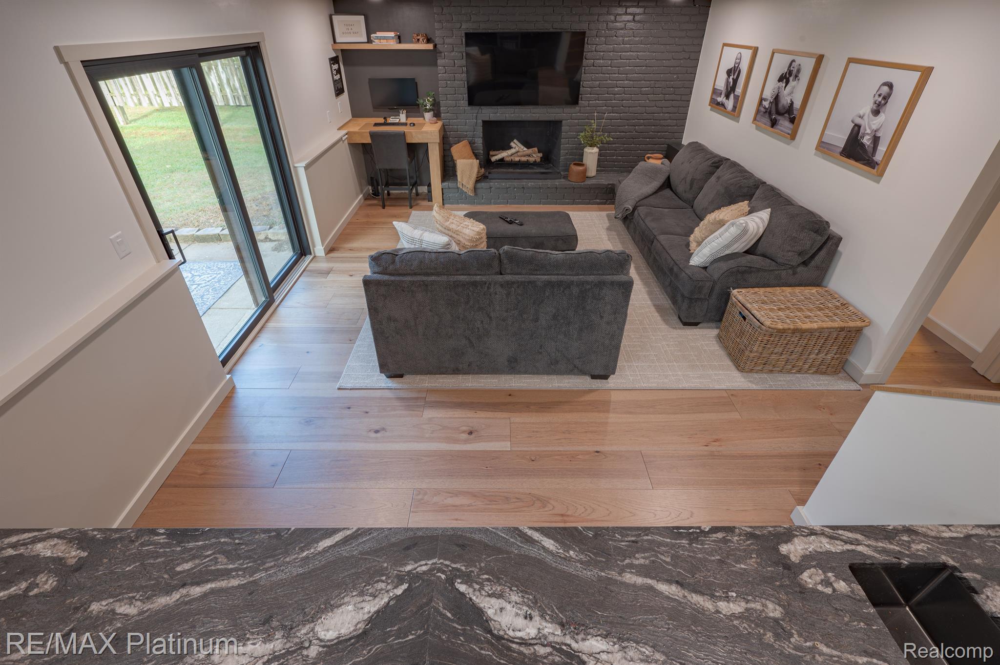 11351 MANCHESTER Drive