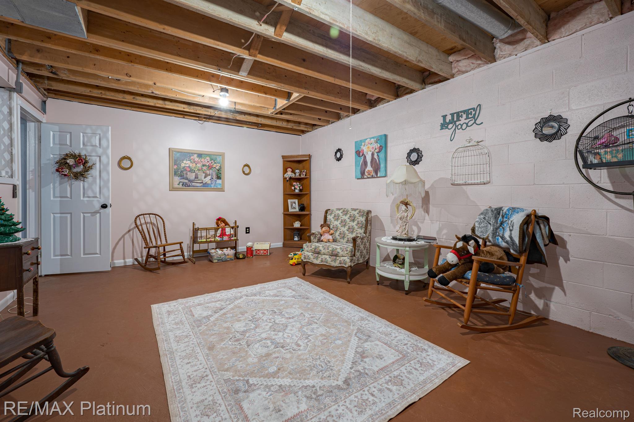 12518 SEYMOUR Road