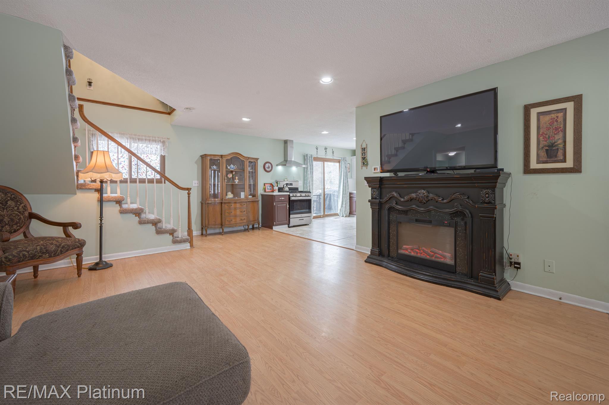 12518 SEYMOUR Road