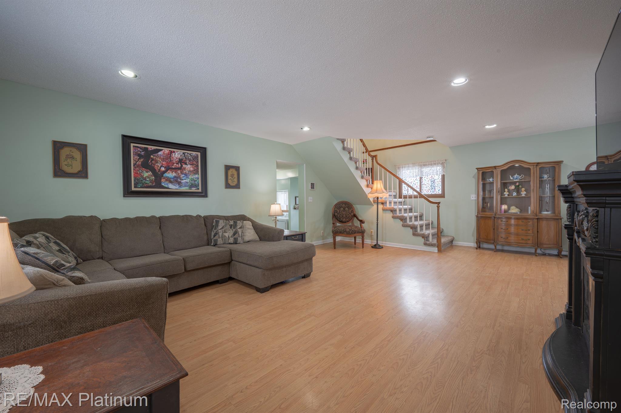 12518 SEYMOUR Road