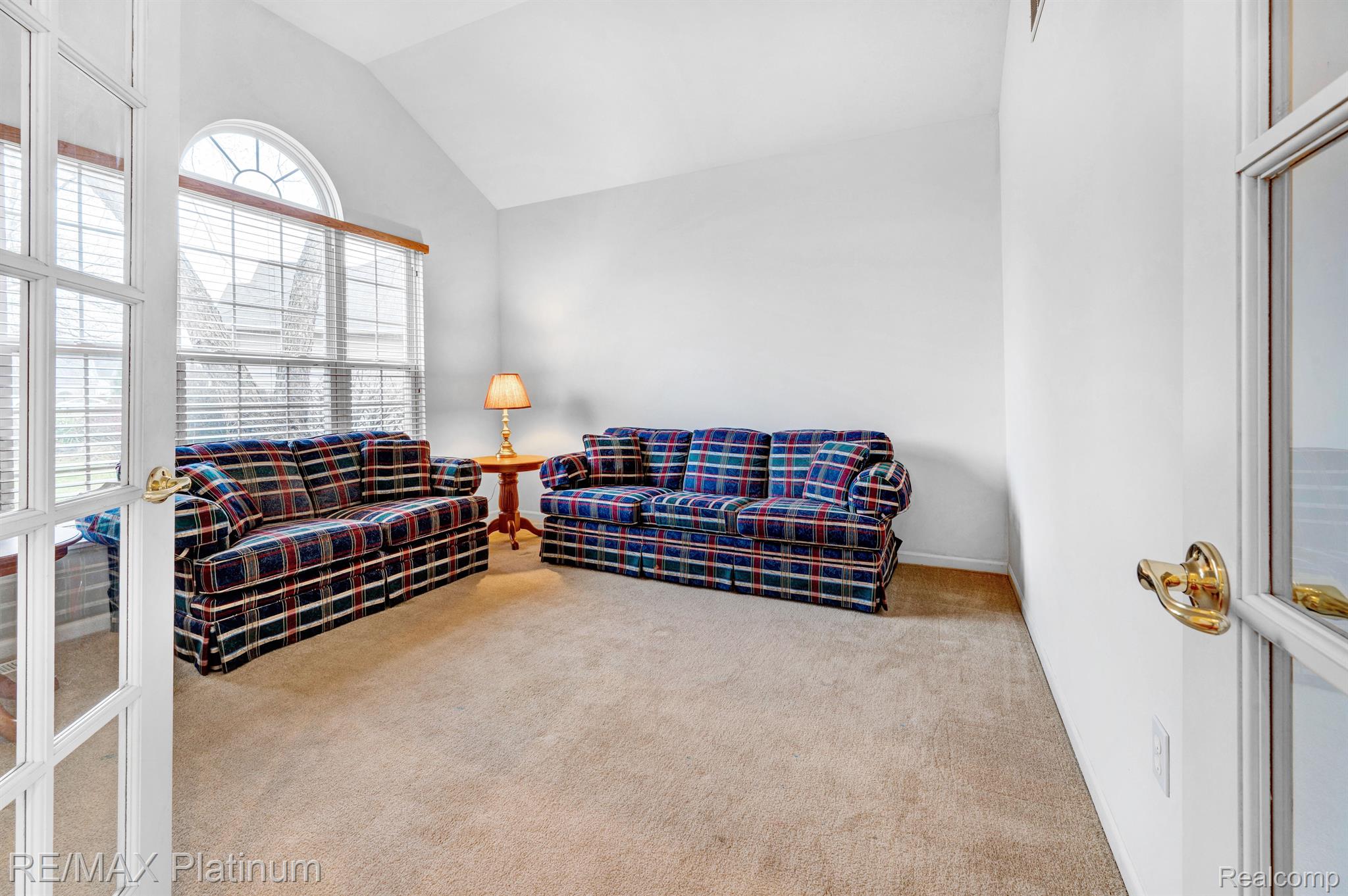 4308 Fountain View Court