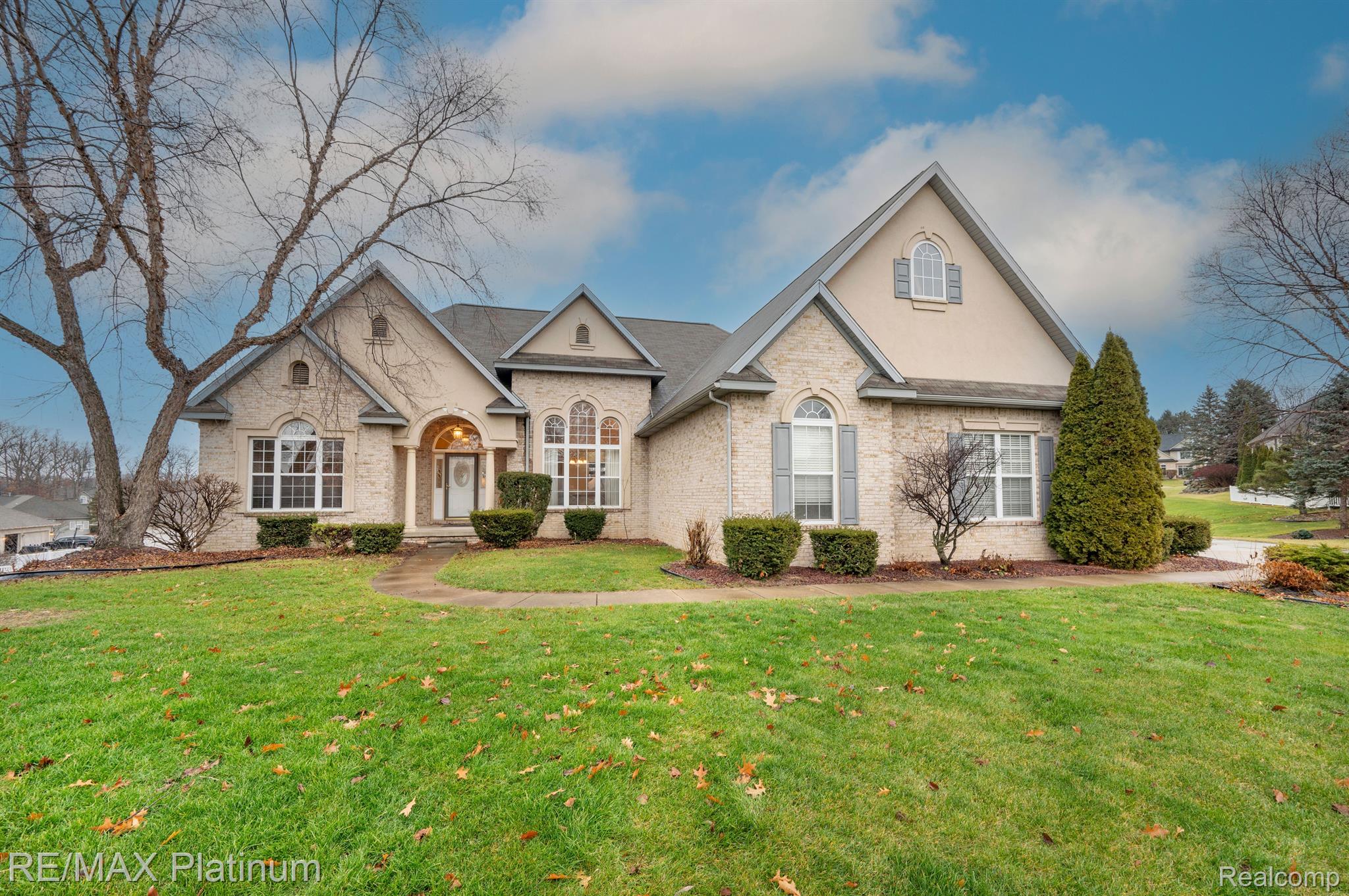 4308 Fountain View Court
