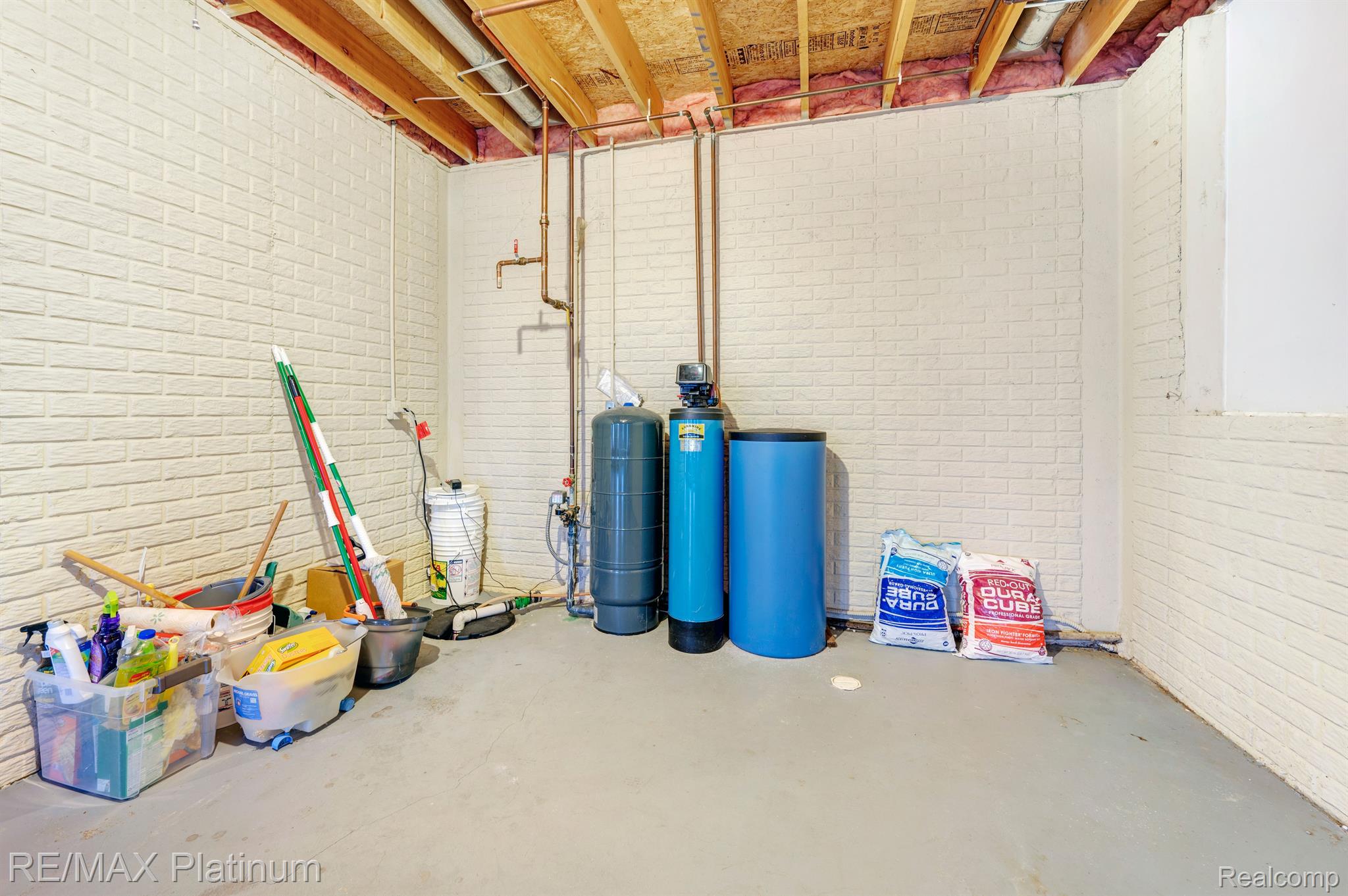 4308 Fountain View Court