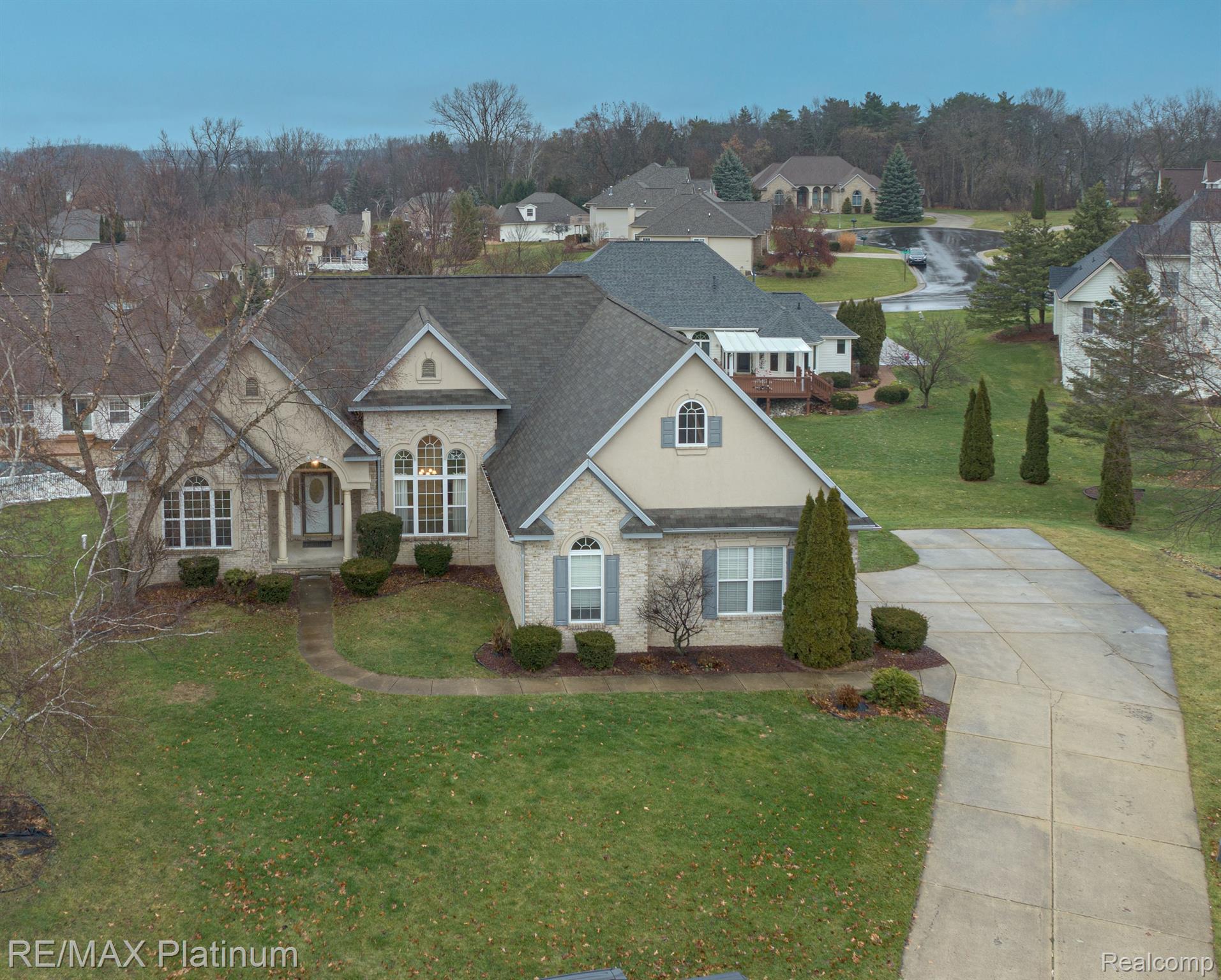 4308 Fountain View Court