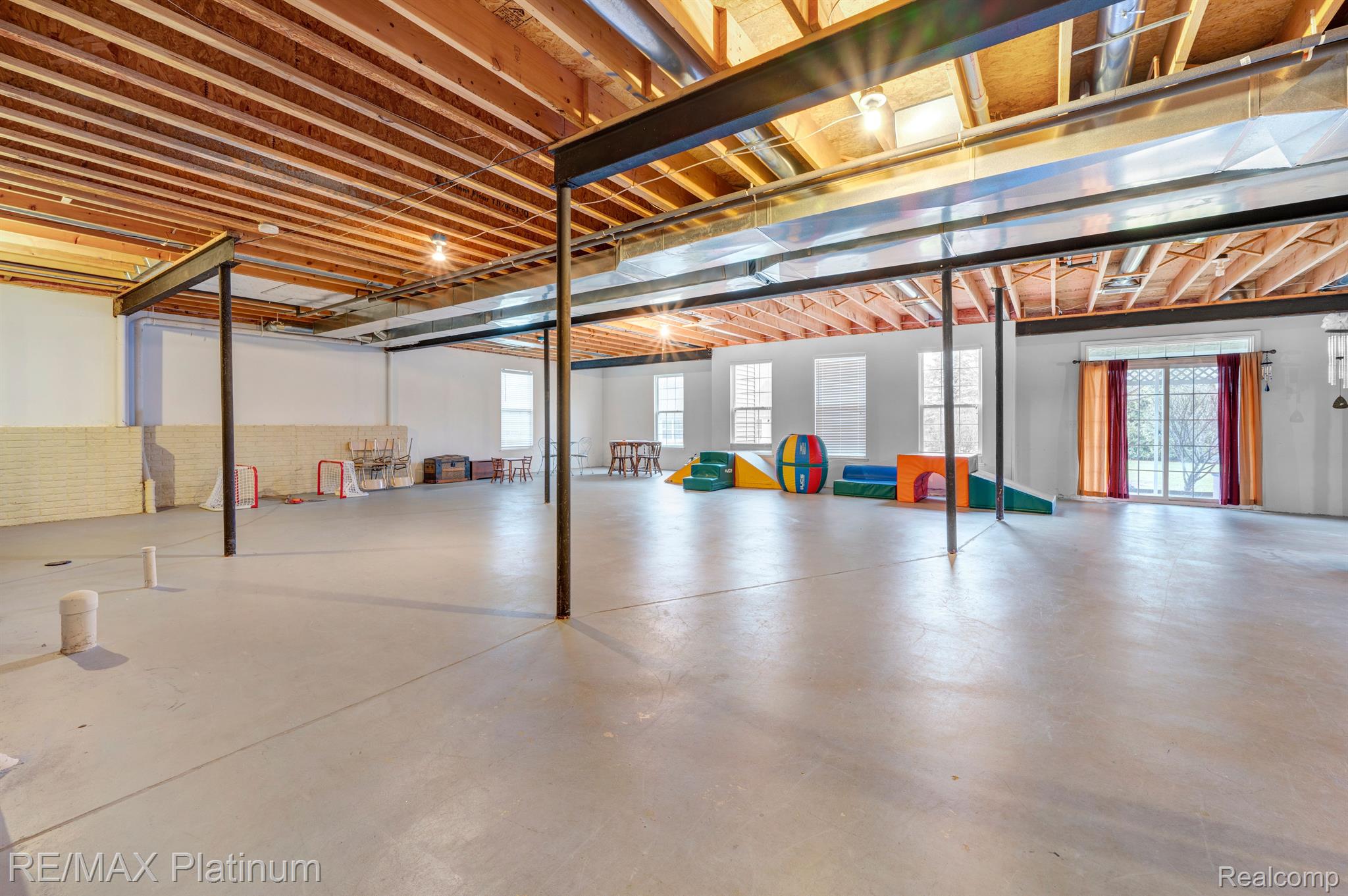 4308 Fountain View Court