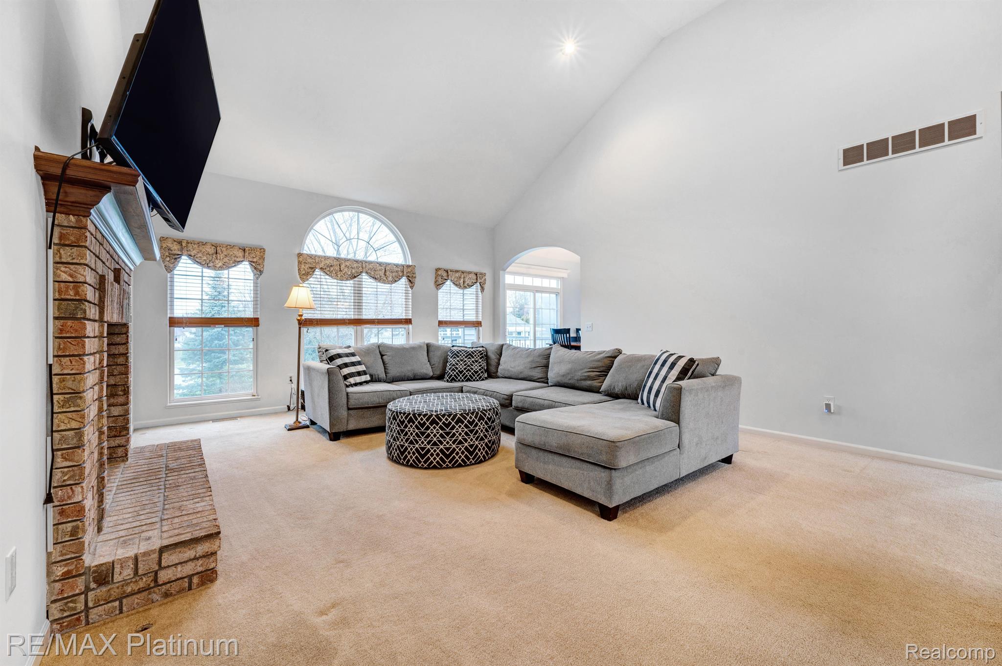 4308 Fountain View Court