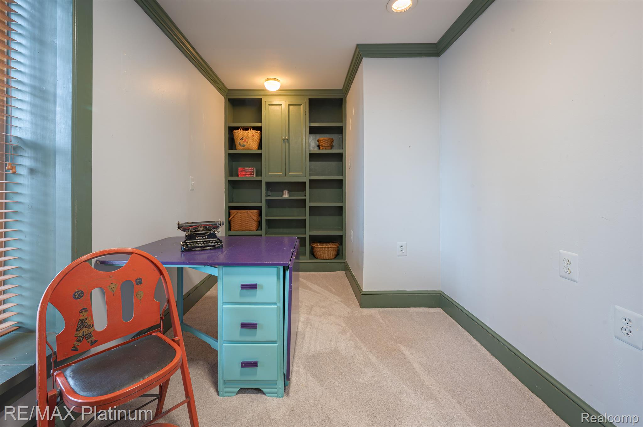 4015 BENNETT LAKE Road