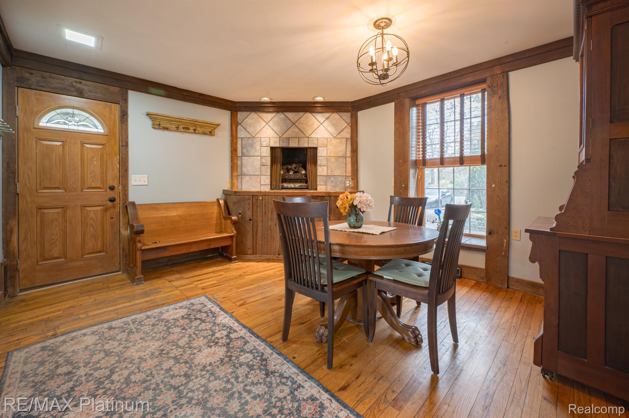 4015 BENNETT LAKE Road