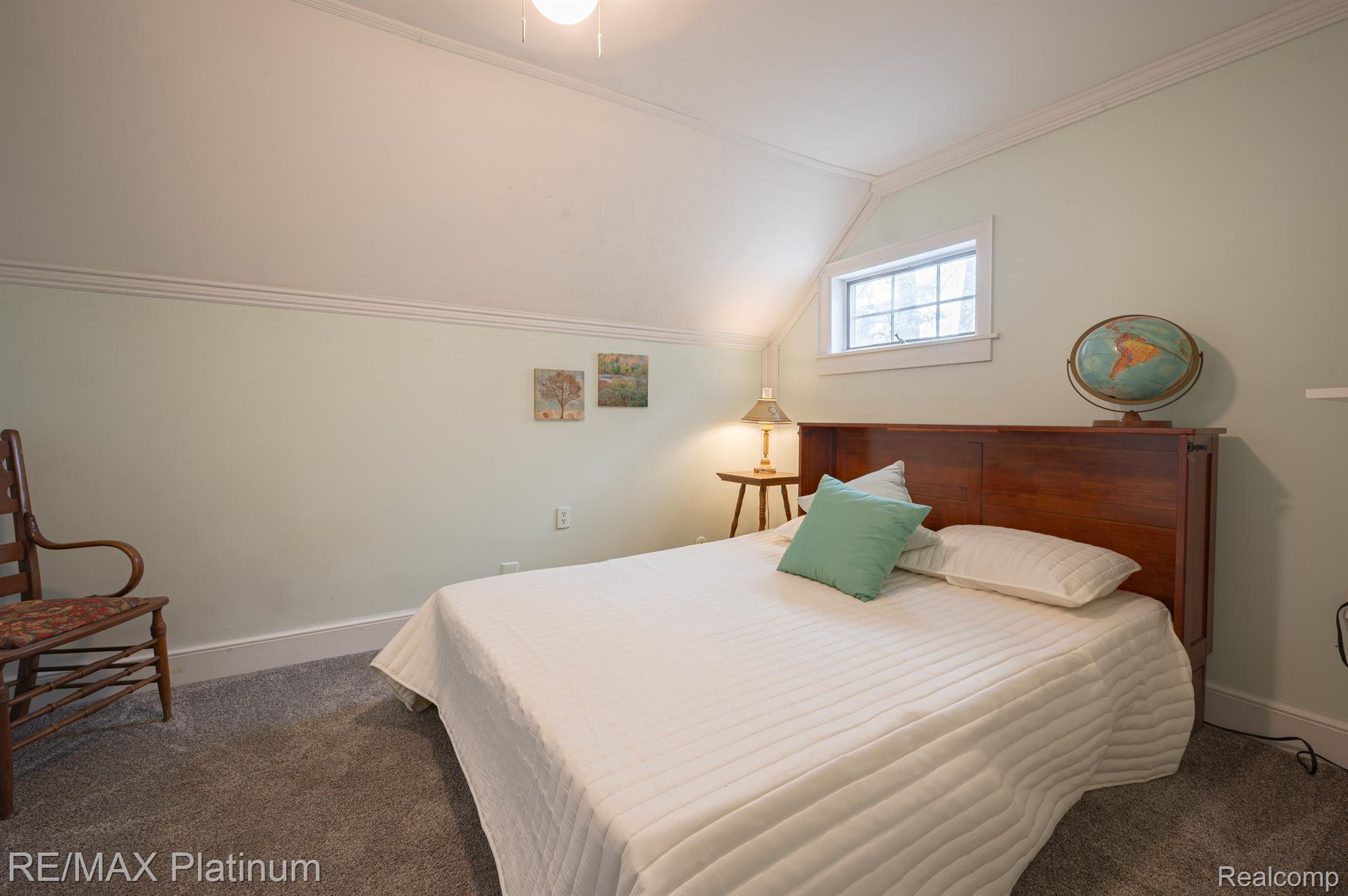 4015 BENNETT LAKE Road