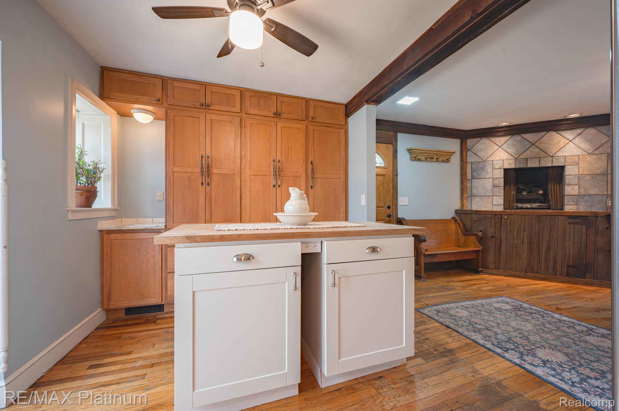 4015 BENNETT LAKE Road