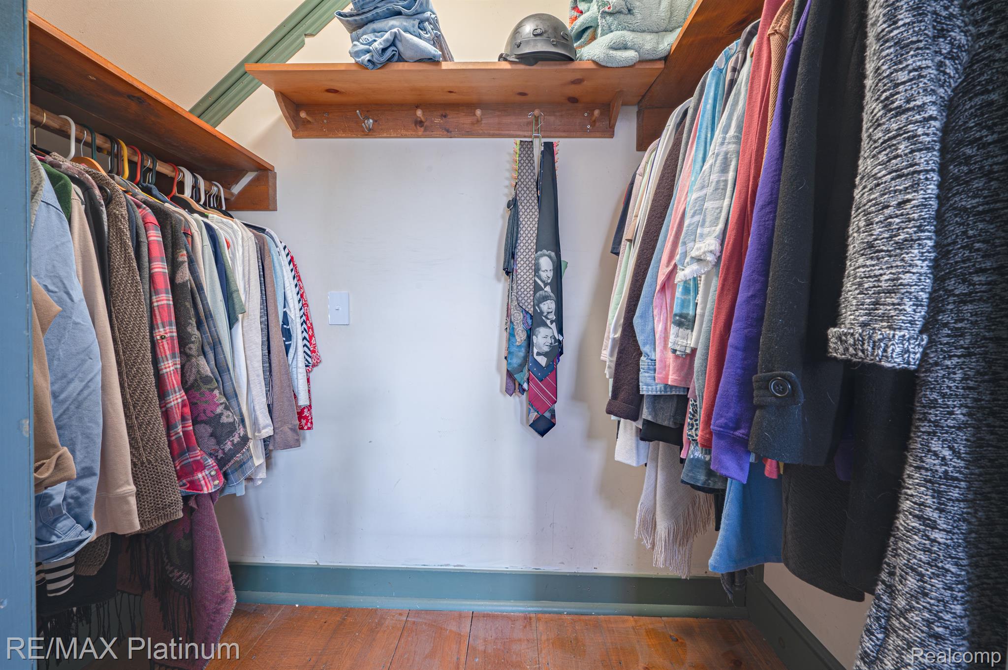 4015 BENNETT LAKE Road