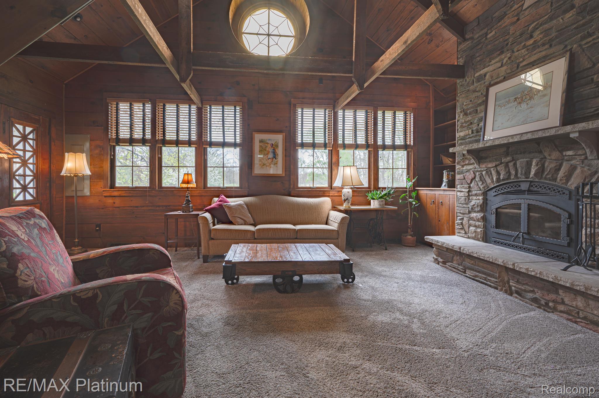 4015 BENNETT LAKE Road