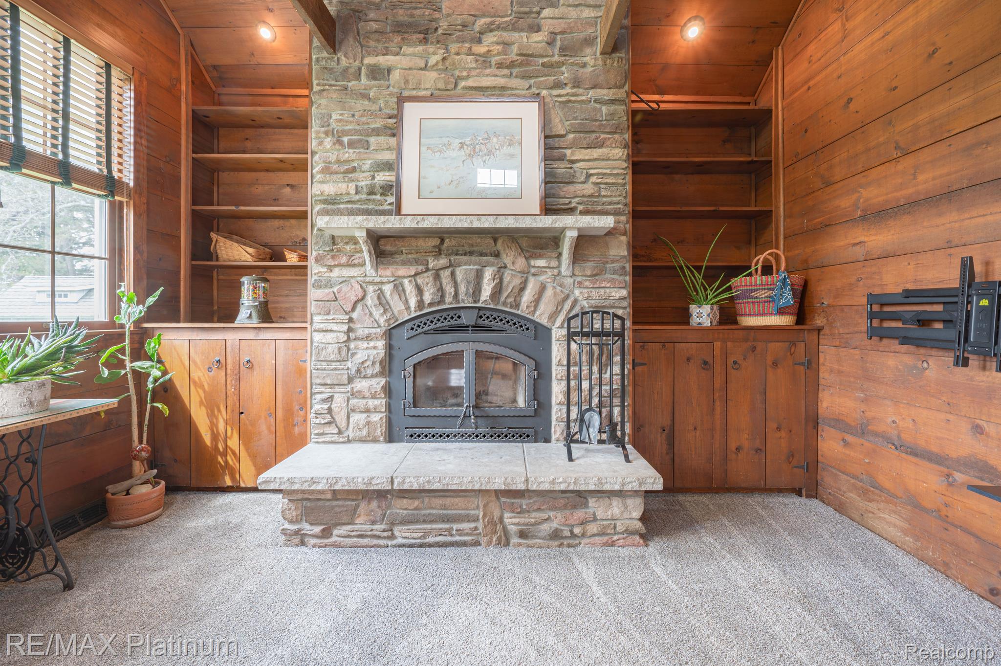 4015 BENNETT LAKE Road