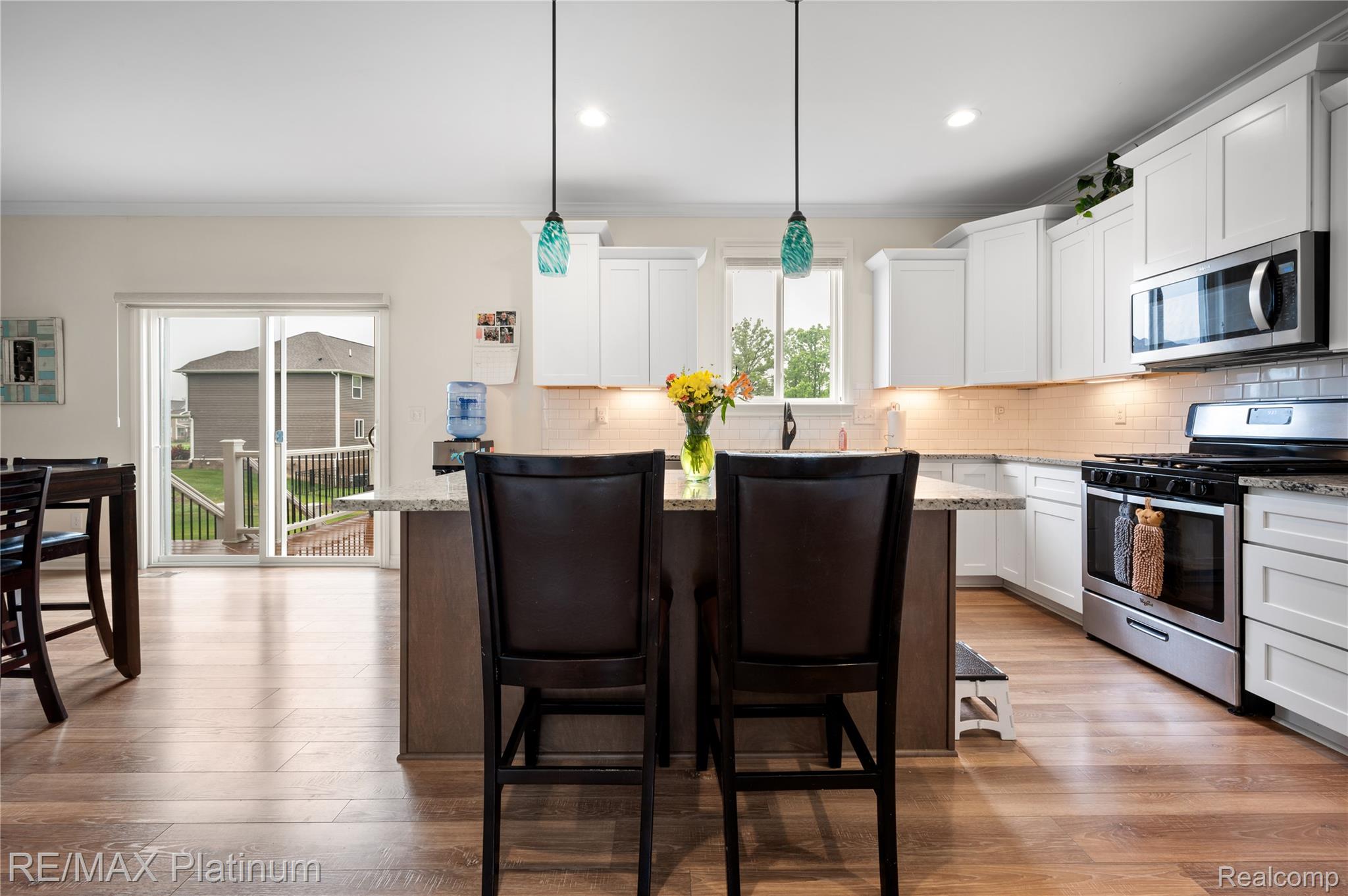 2237 WALNUT VIEW Drive