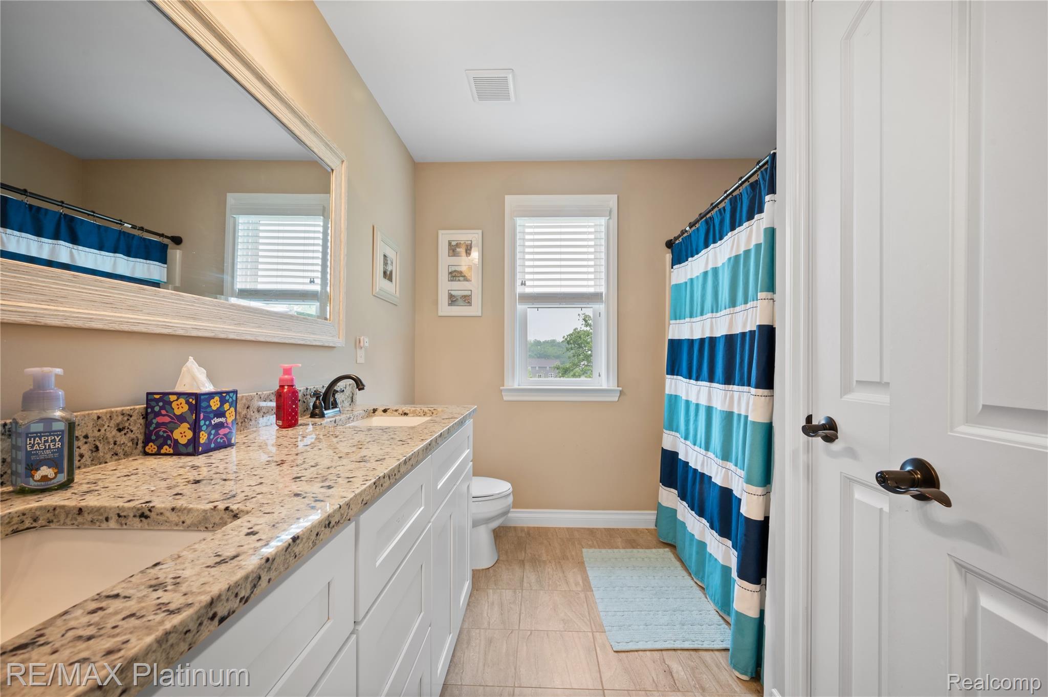 2237 WALNUT VIEW Drive