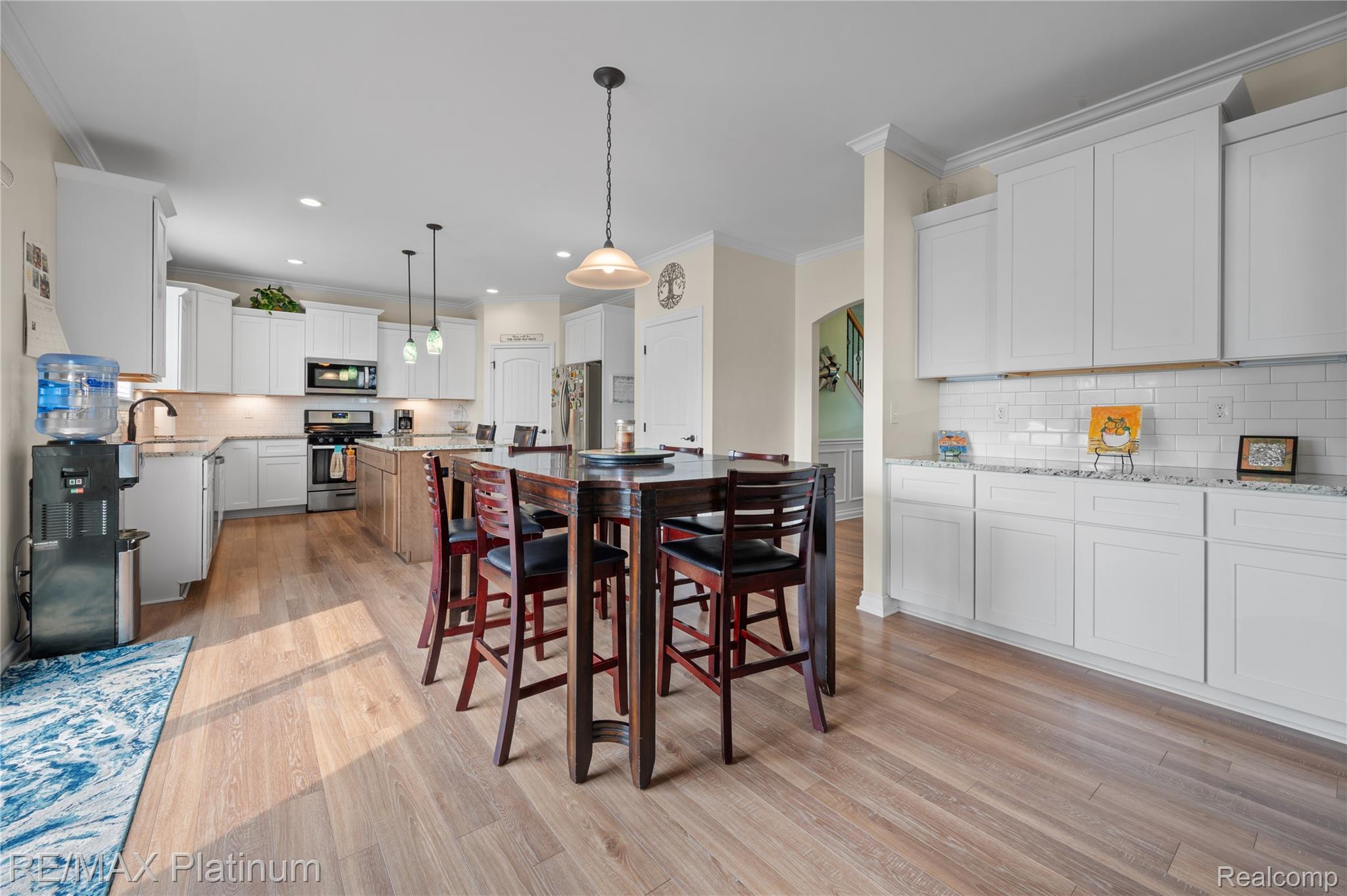 2237 WALNUT VIEW Drive