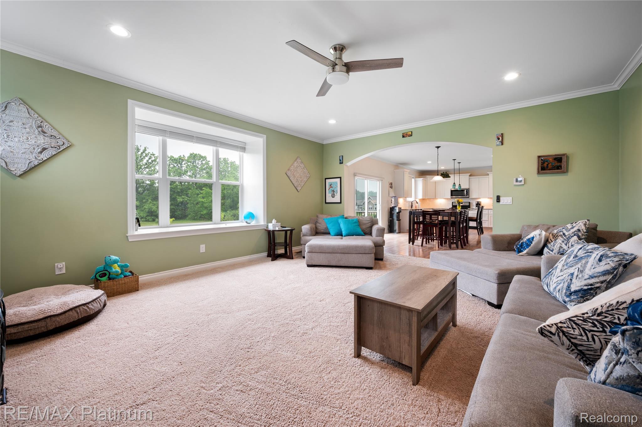 2237 WALNUT VIEW Drive