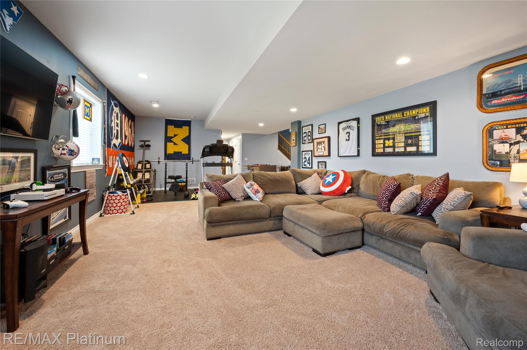 2237 WALNUT VIEW Drive