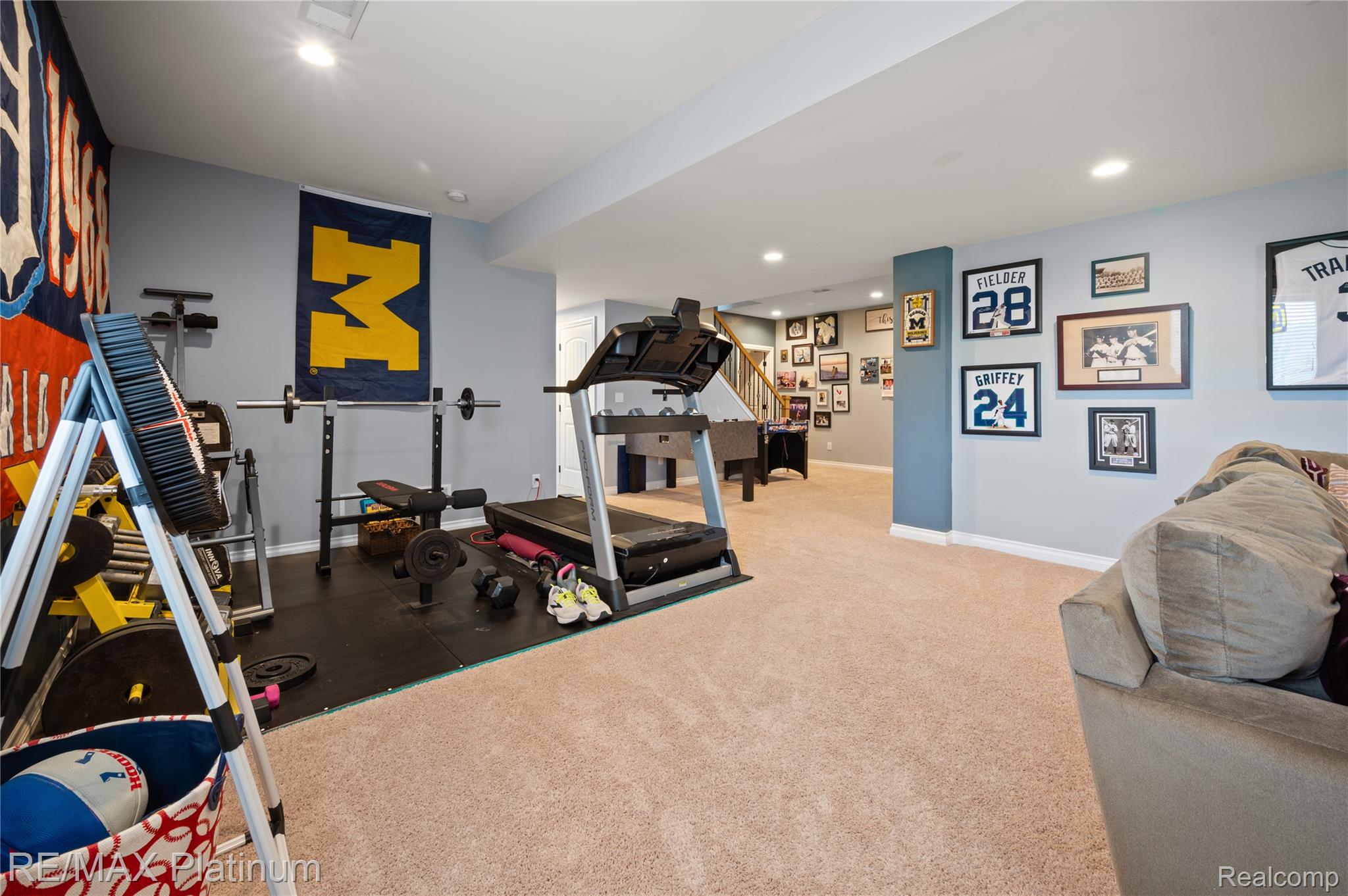 2237 WALNUT VIEW Drive