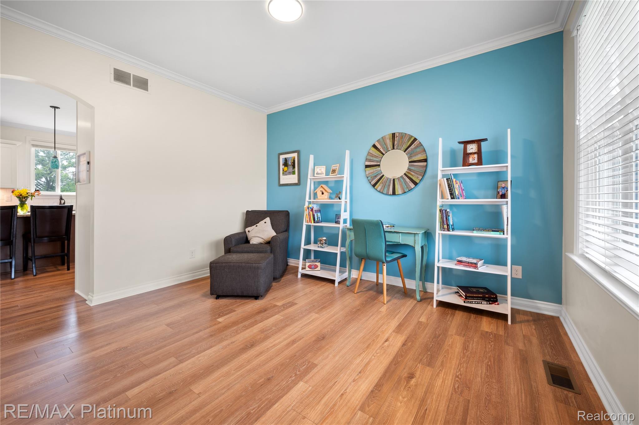 2237 WALNUT VIEW Drive