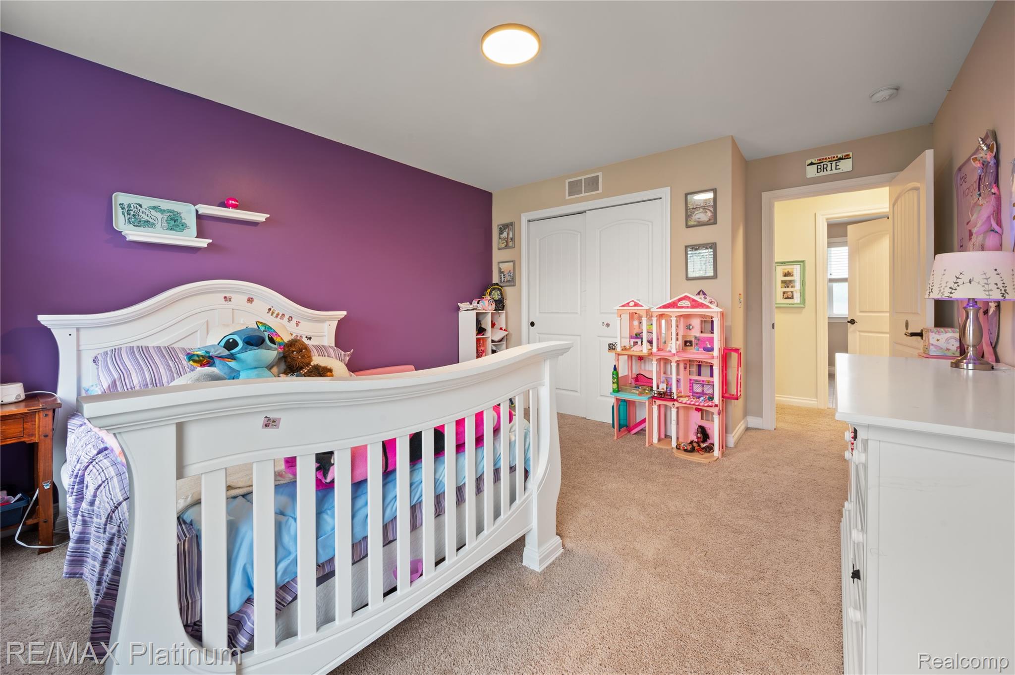 2237 WALNUT VIEW Drive