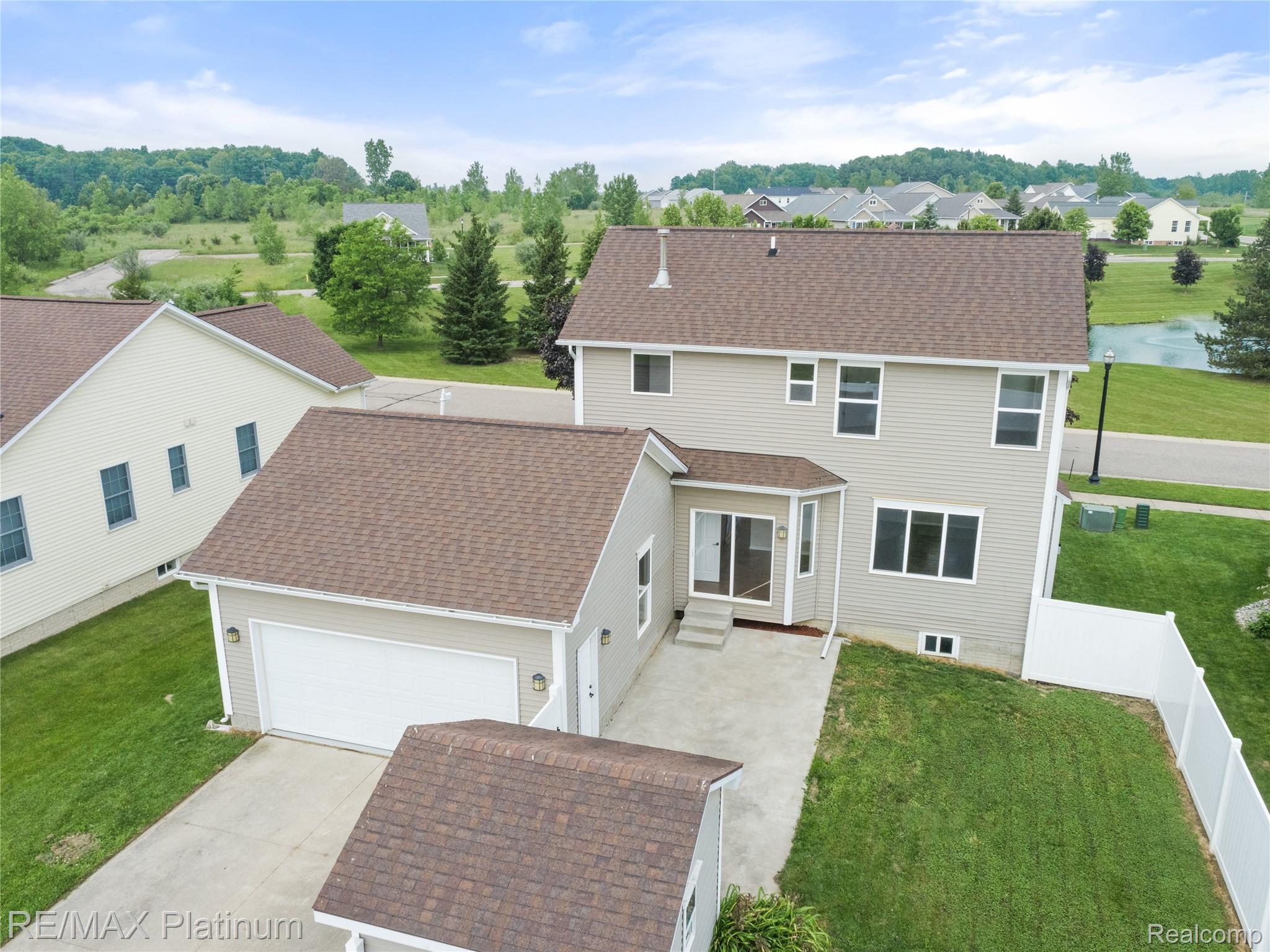 6327 Saint Charles Pass