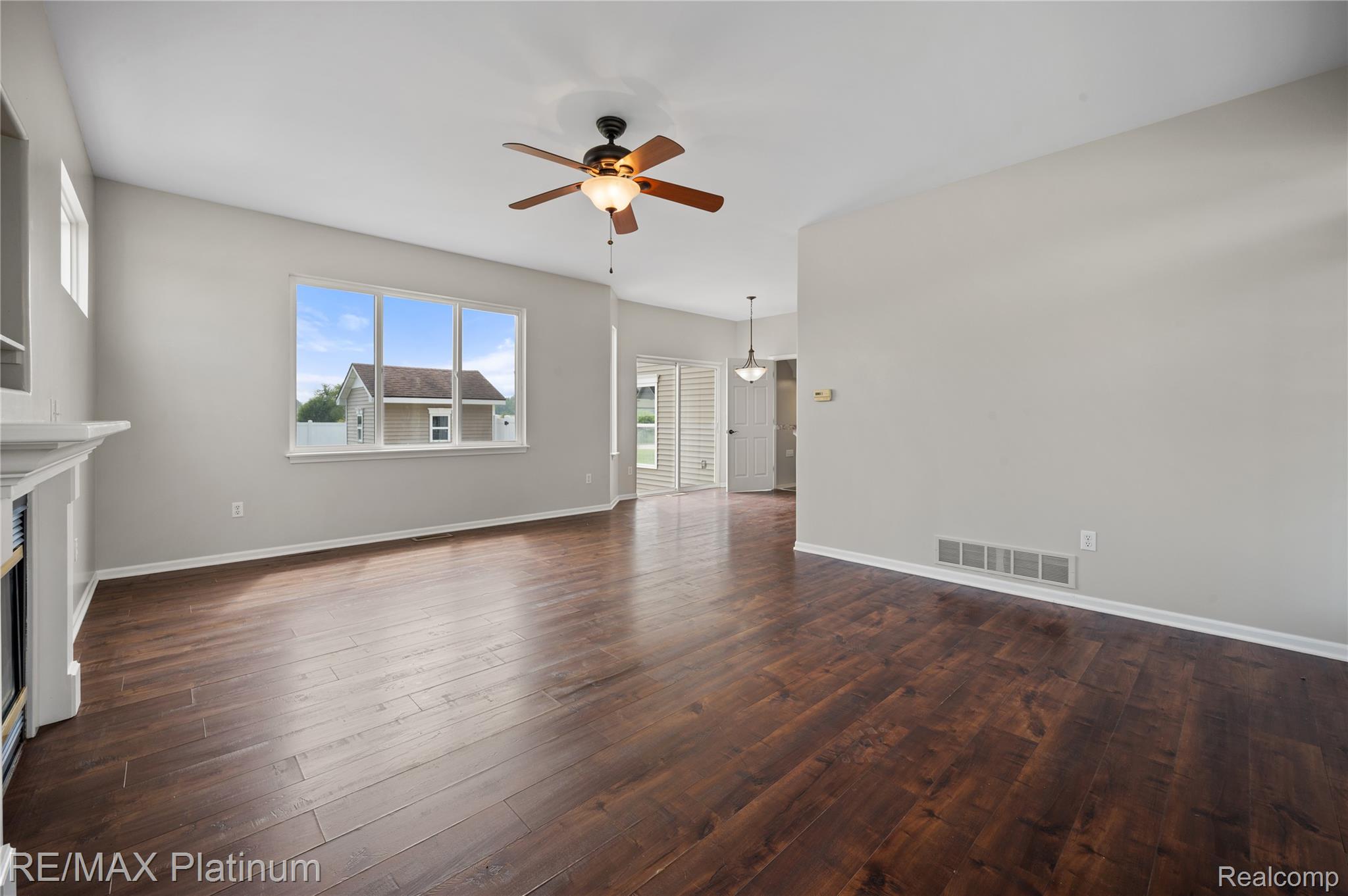 6327 Saint Charles Pass