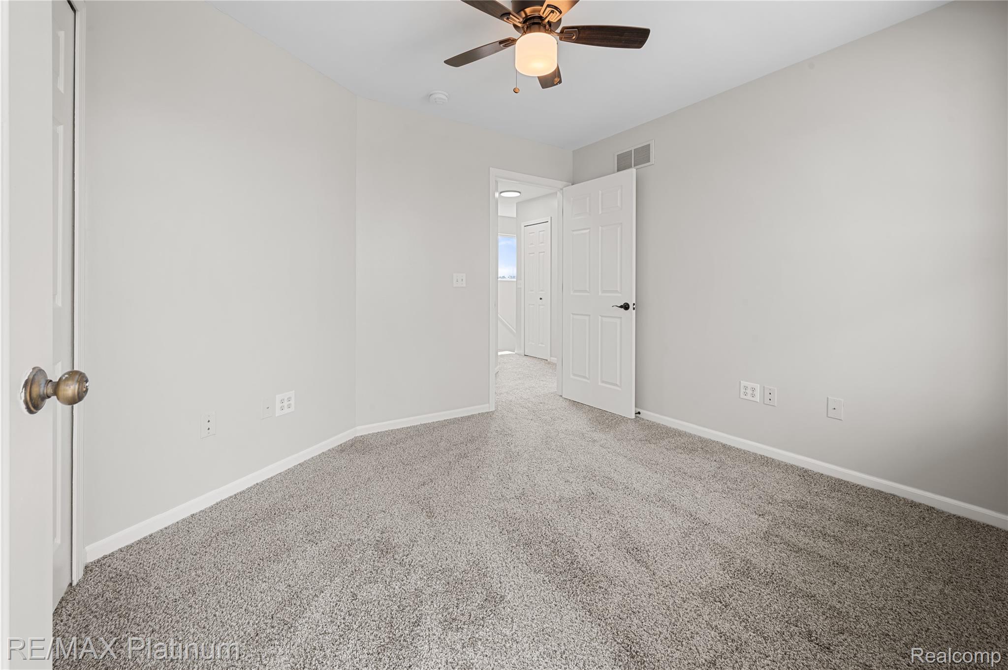 6327 Saint Charles Pass