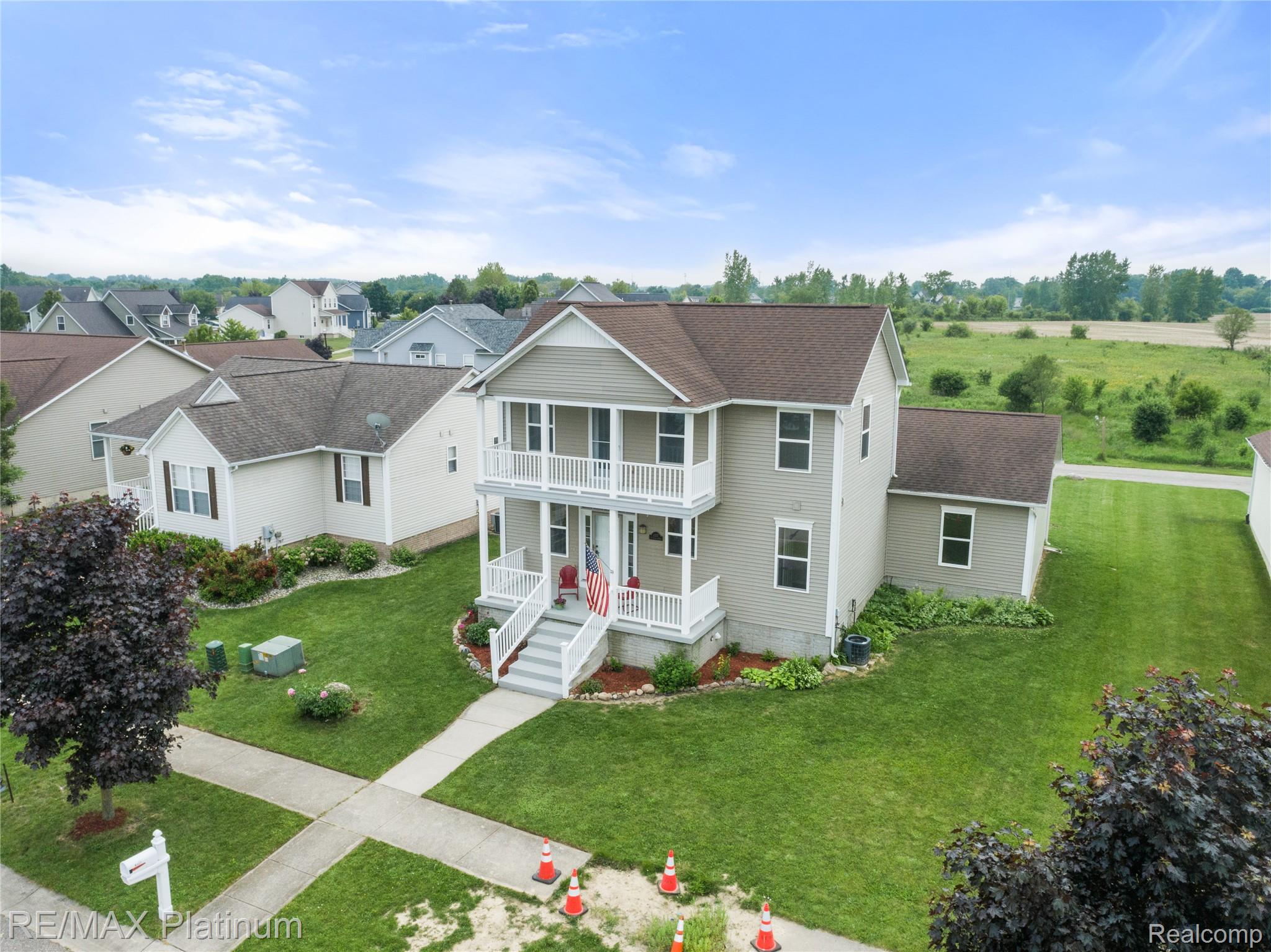 6327 Saint Charles Pass