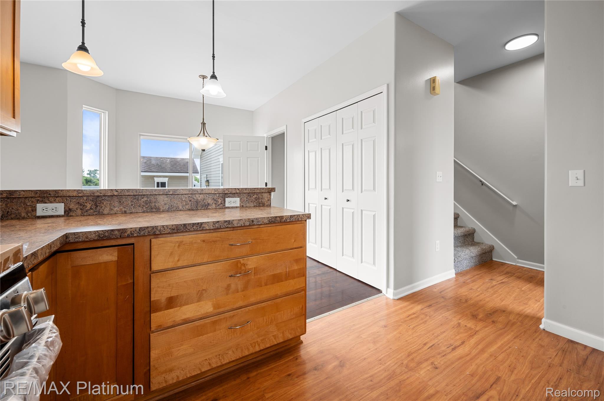 6327 Saint Charles Pass