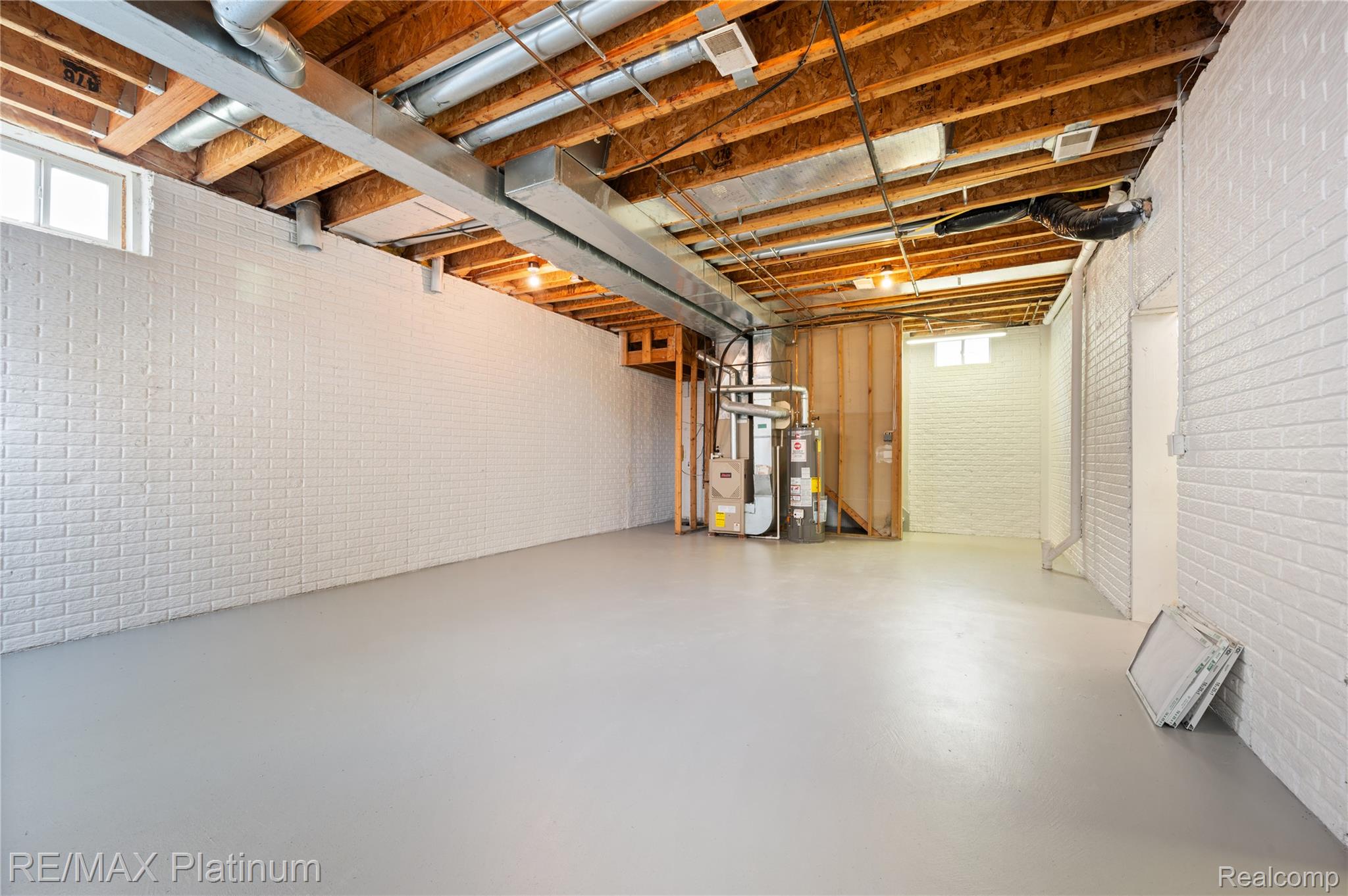 6327 Saint Charles Pass