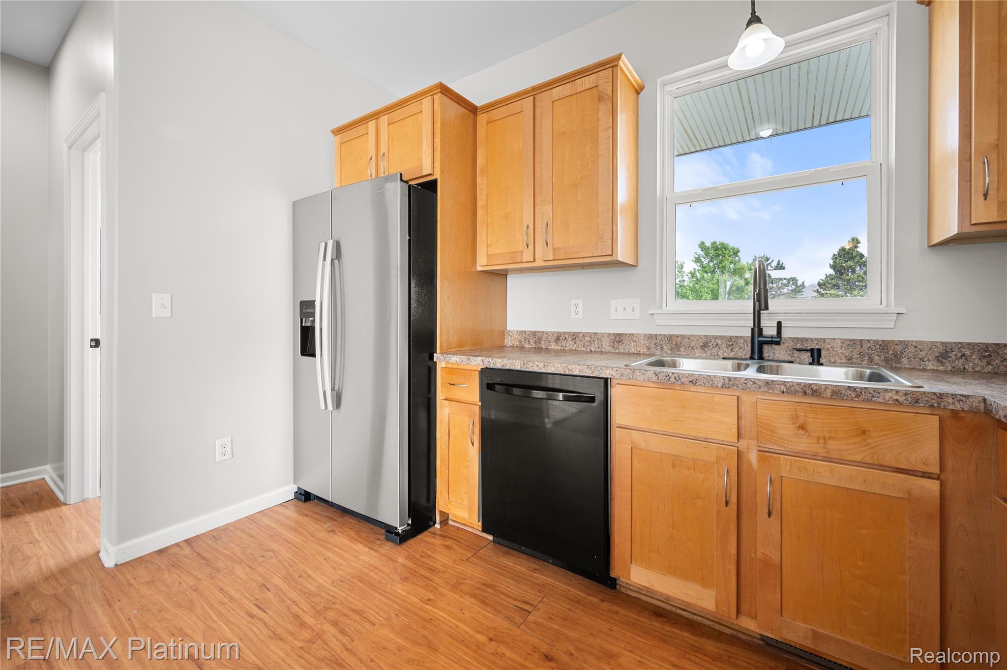 6327 Saint Charles Pass