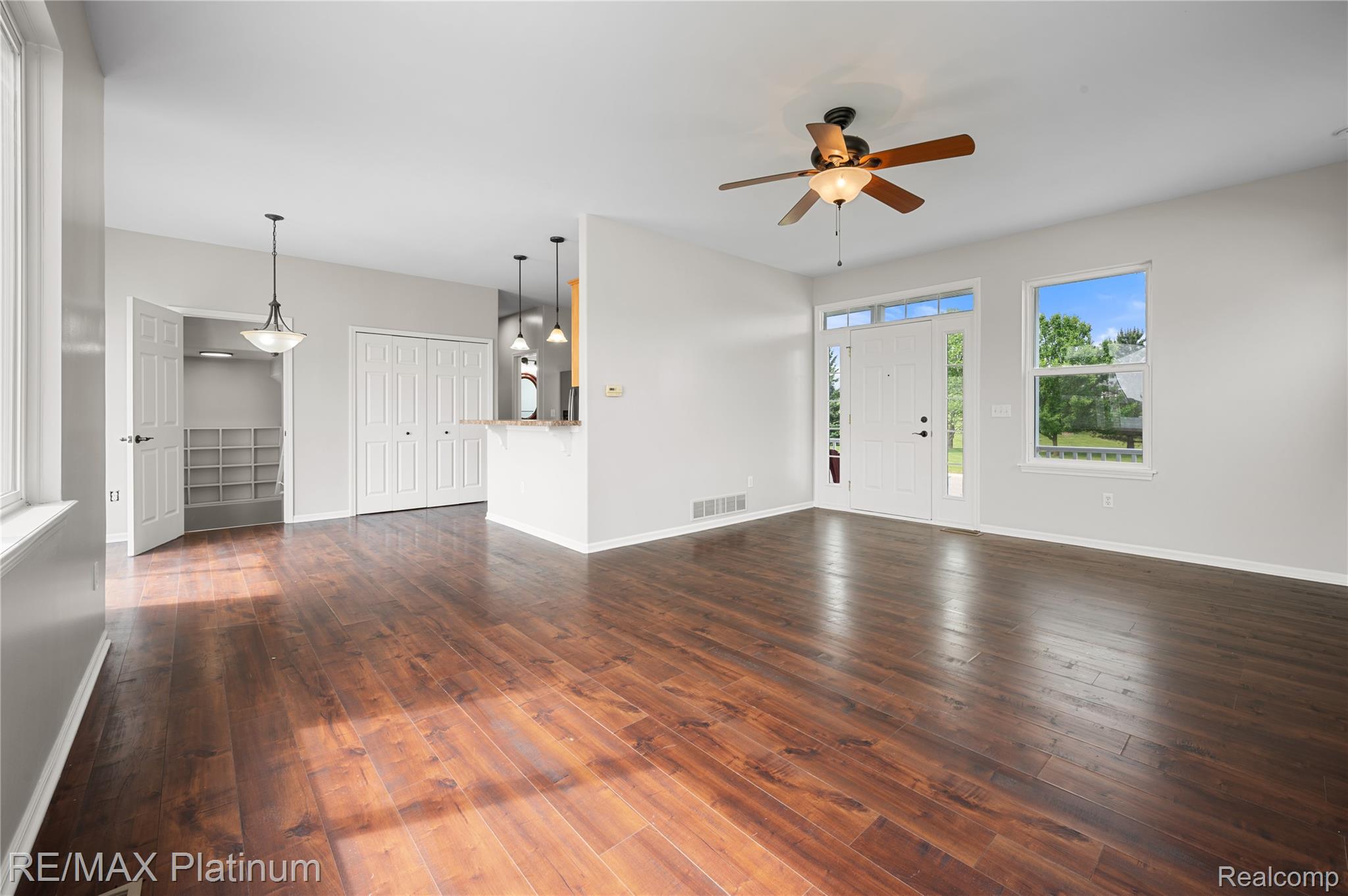6327 Saint Charles Pass