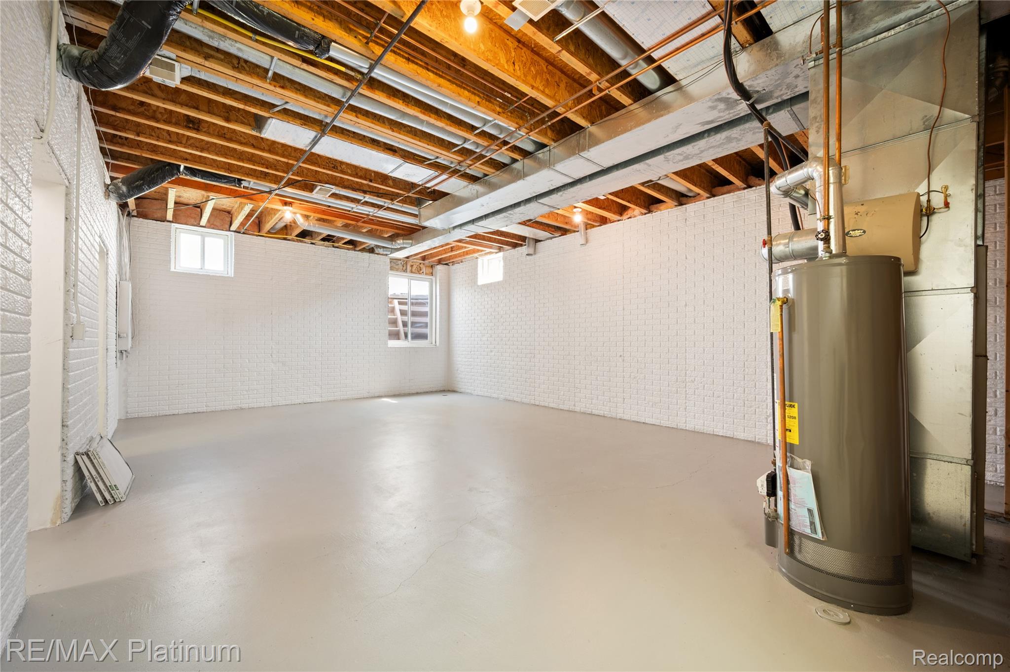 6327 Saint Charles Pass