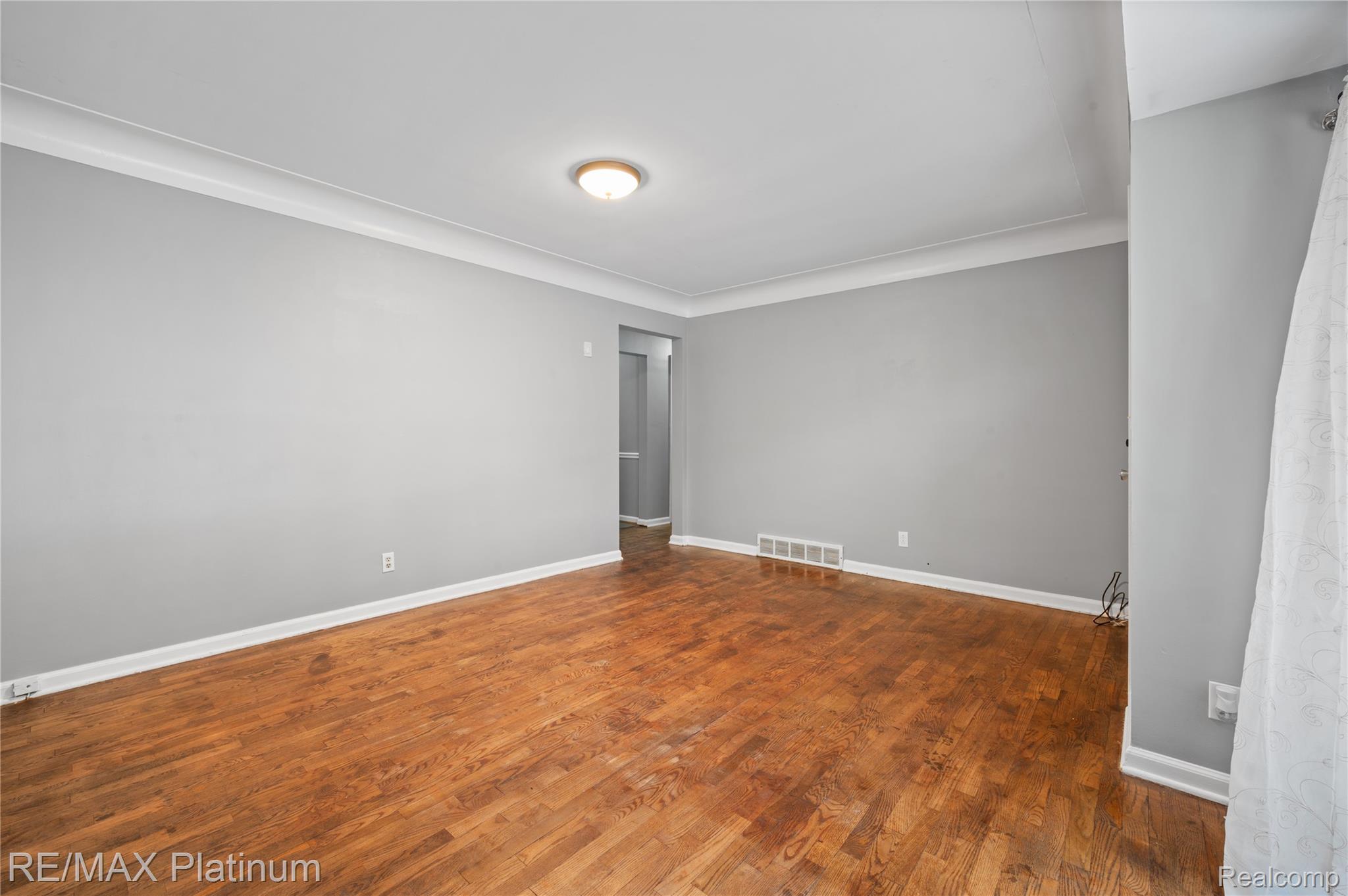708 Elmwood Drive