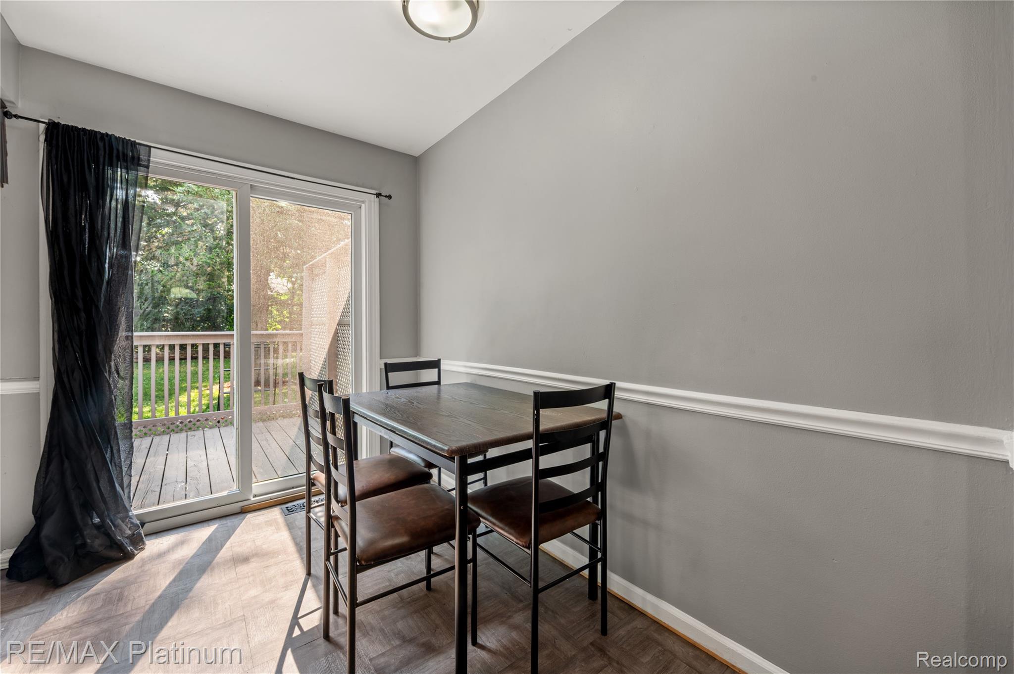 708 Elmwood Drive