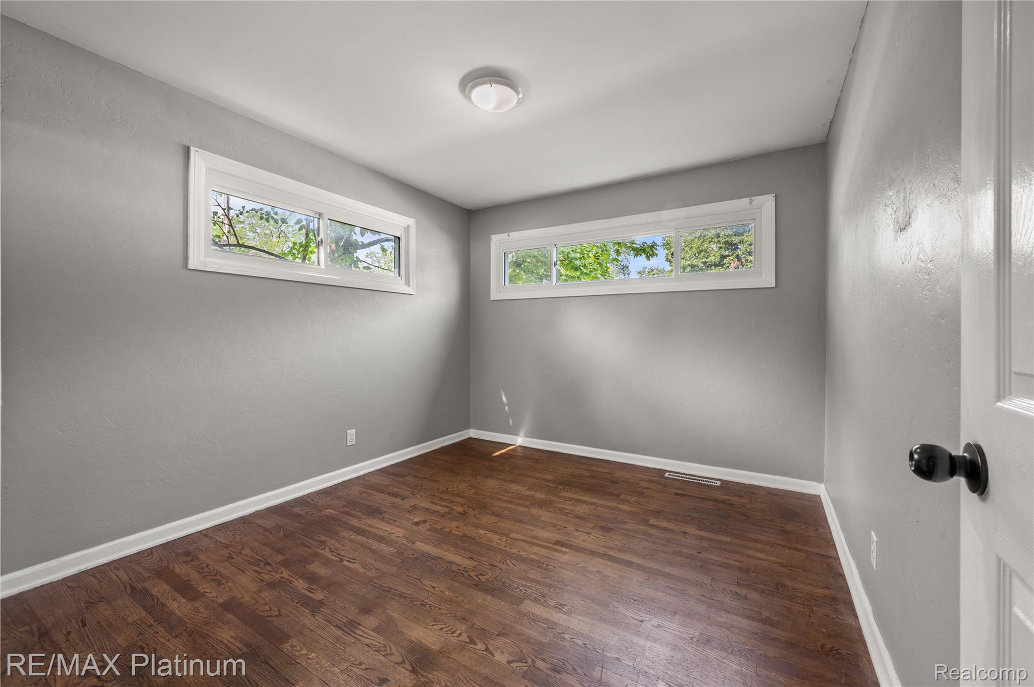 708 Elmwood Drive