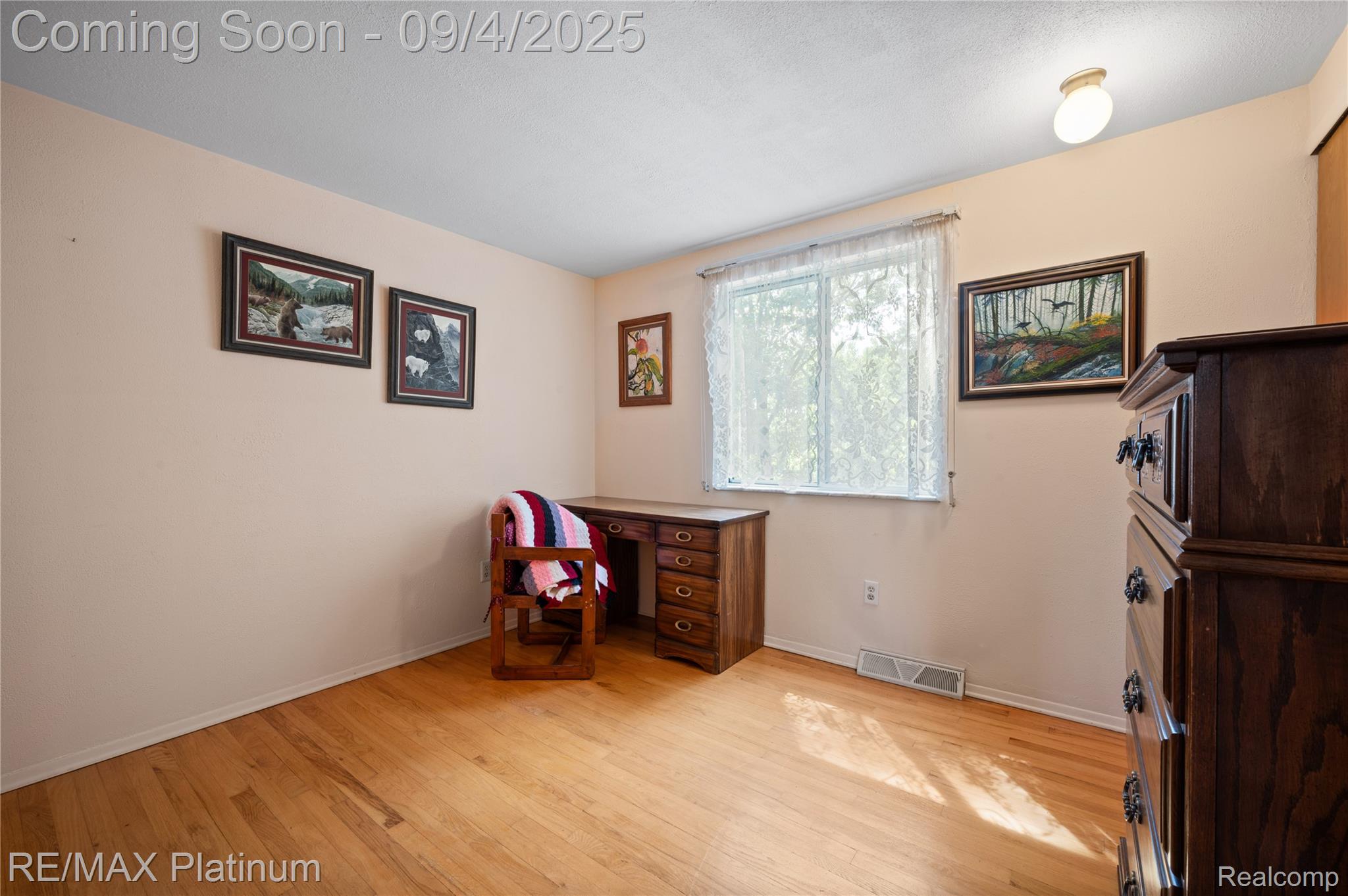 10600 Pinehill Drive