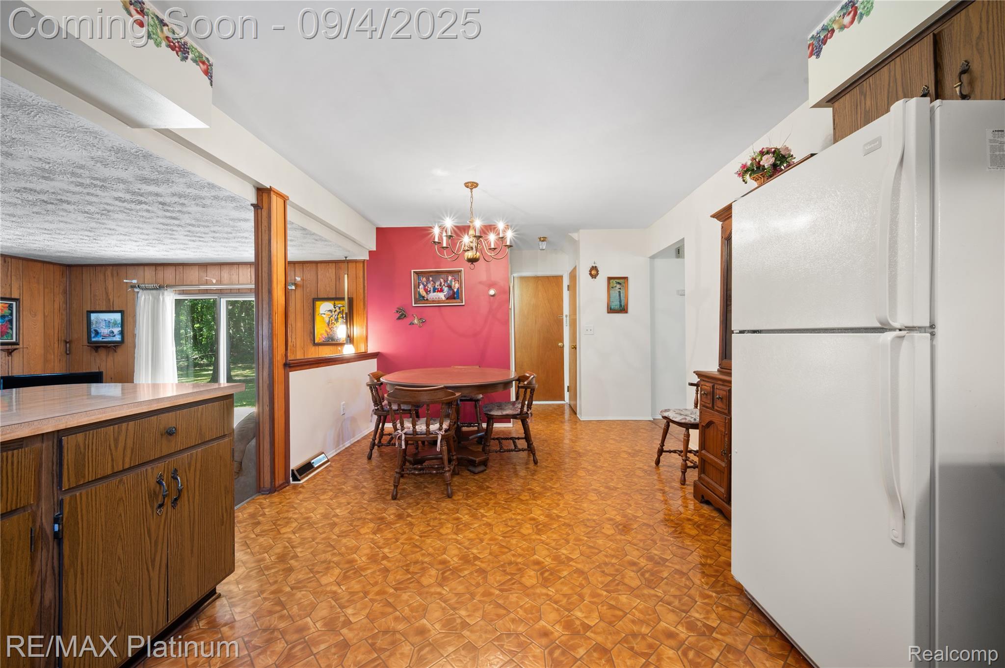 10600 Pinehill Drive