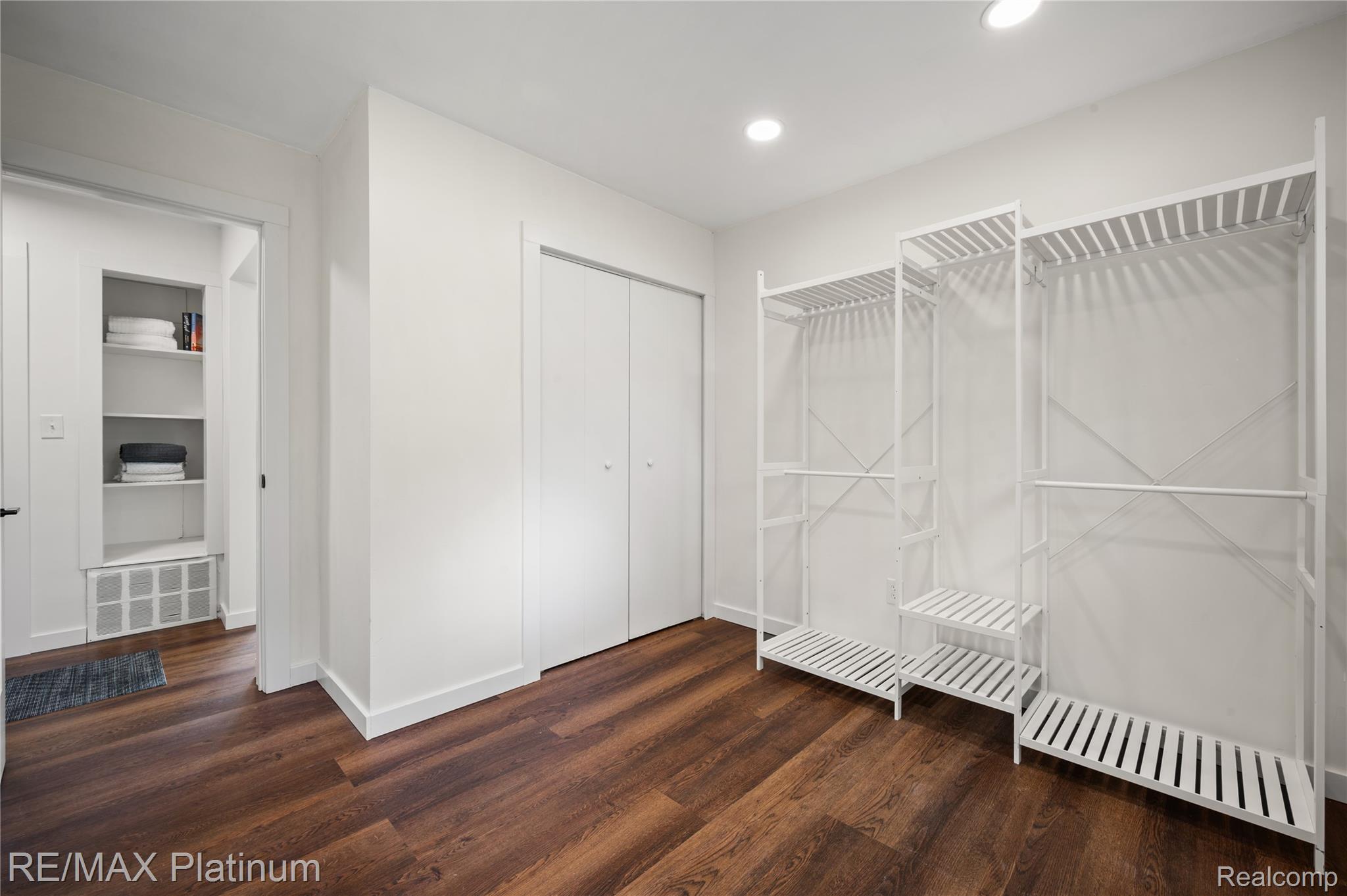 1120 Orchid Street